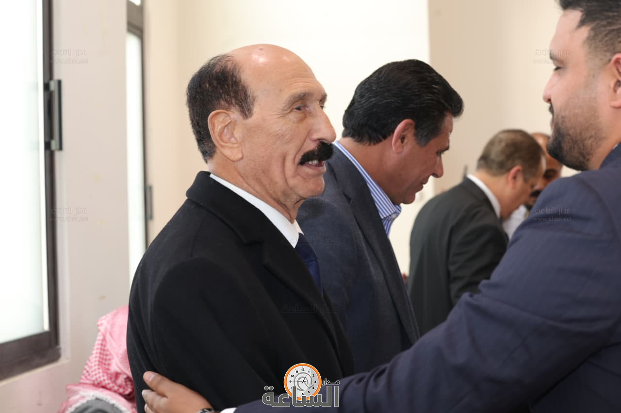 Madar Al-Saa Images 0.7648413068820409