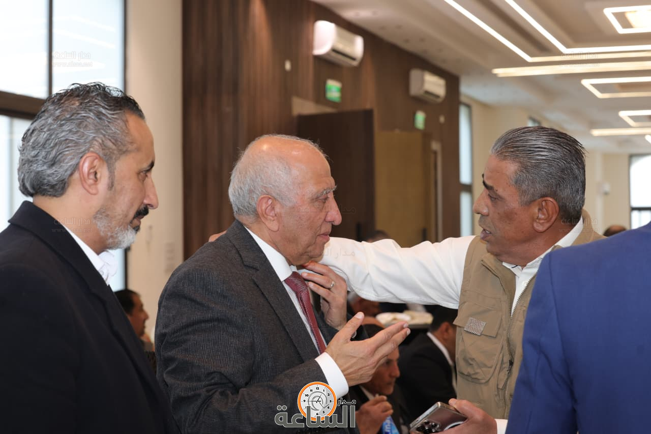 Madar Al-Saa Images 0.7213462442623947