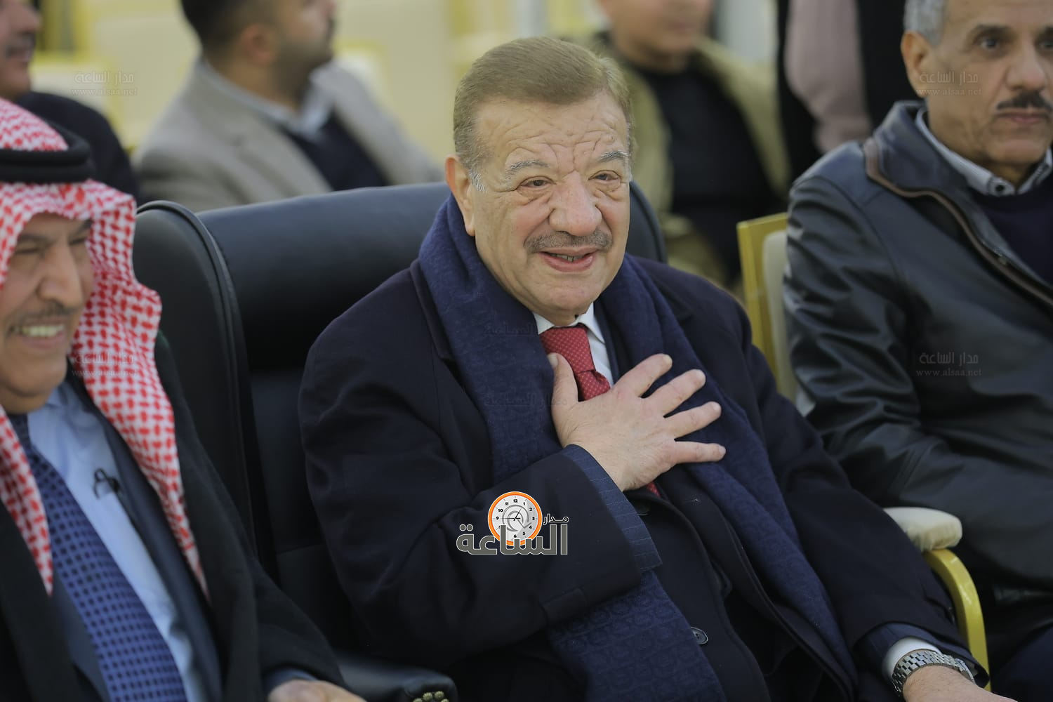 Madar Al-Saa Images 0.3812927367990355