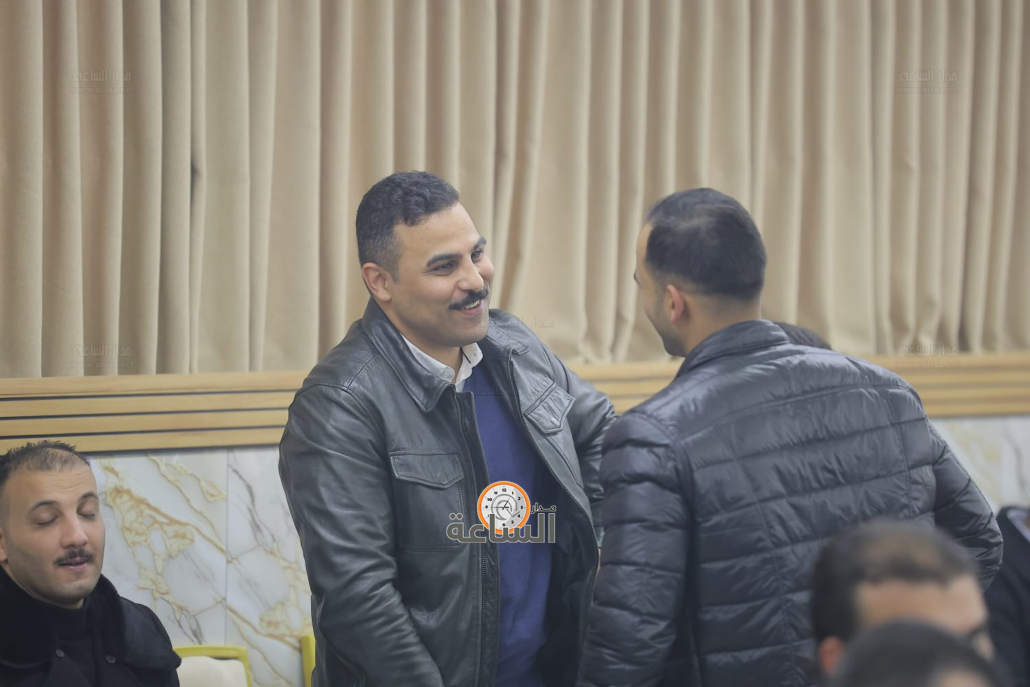 Madar Al-Saa Images 0.18935696332580865