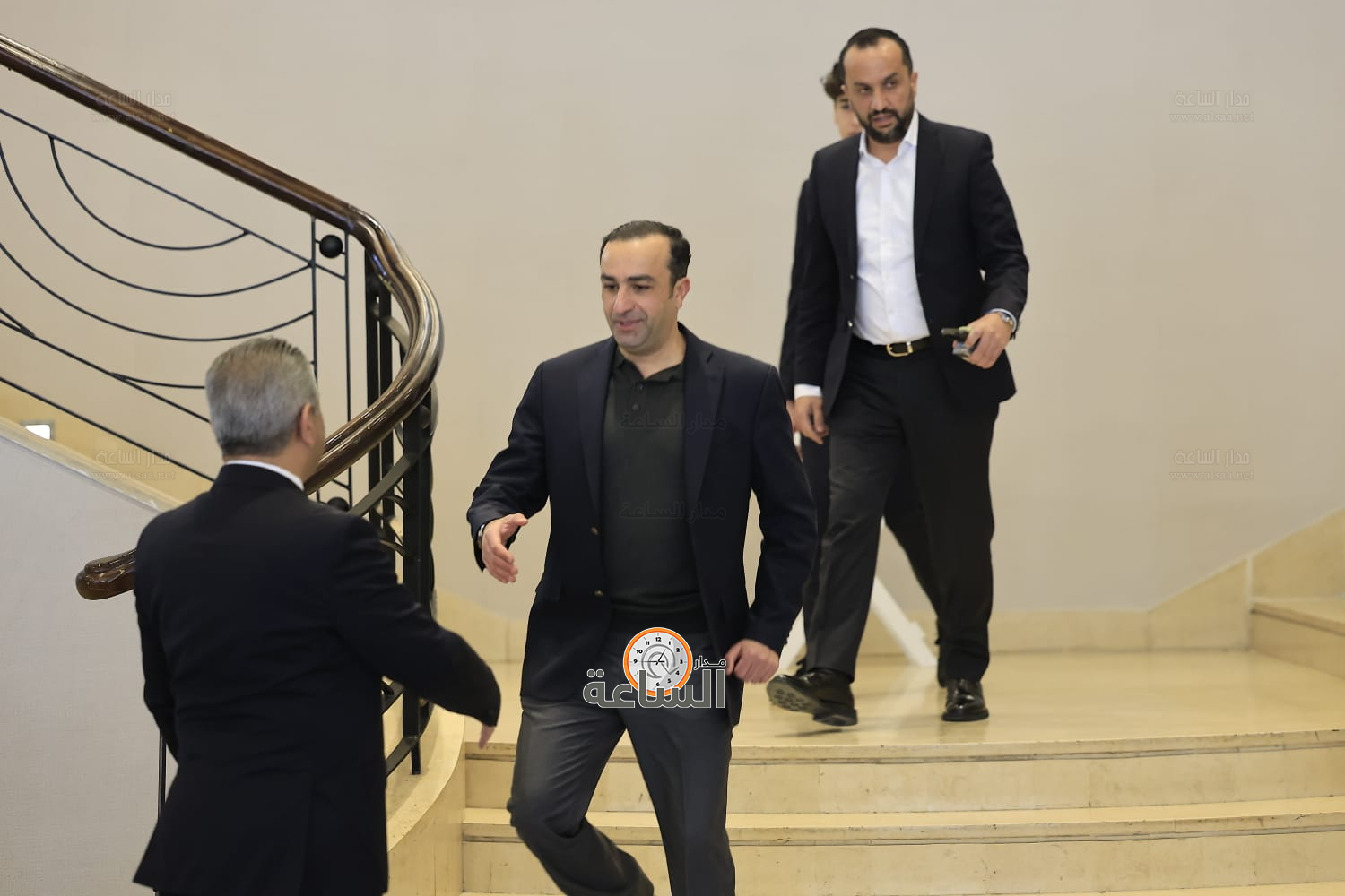 Madar Al-Saa Images 0.23635378052674894