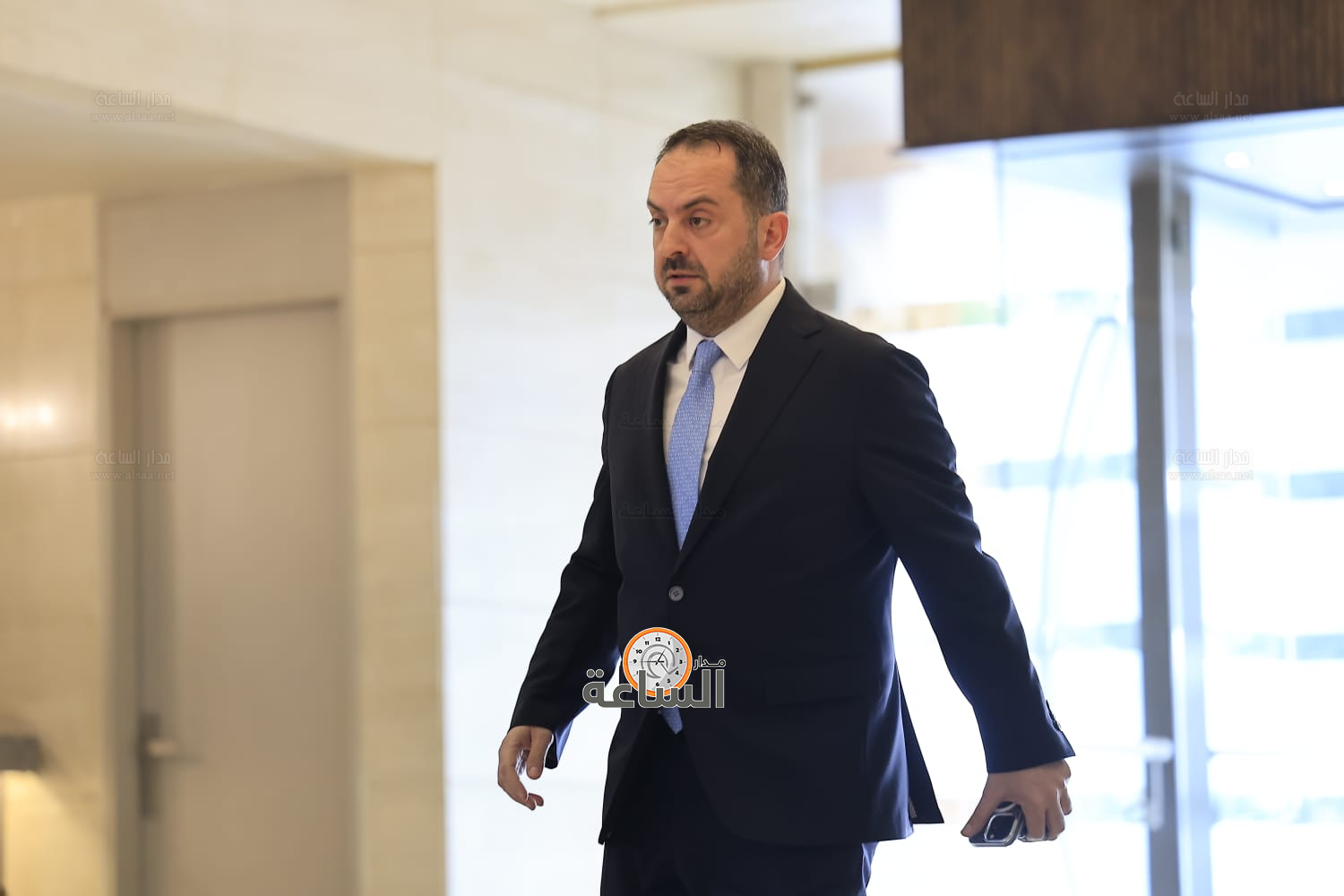 Madar Al-Saa Images 0.8756771277746265