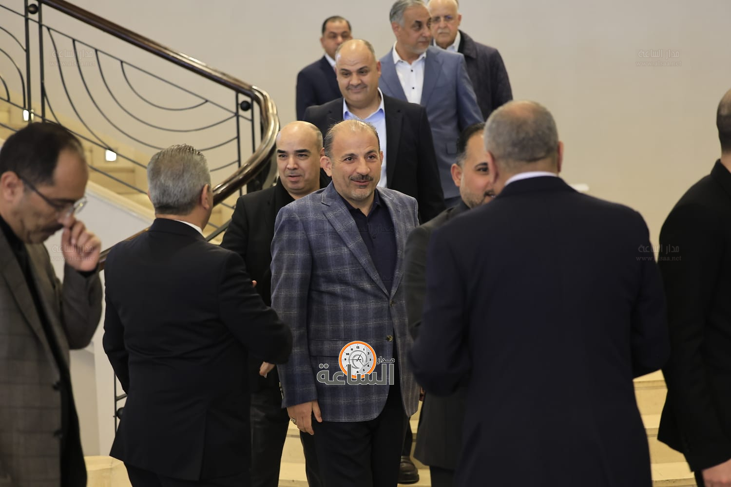 Madar Al-Saa Images 0.2421245129185744