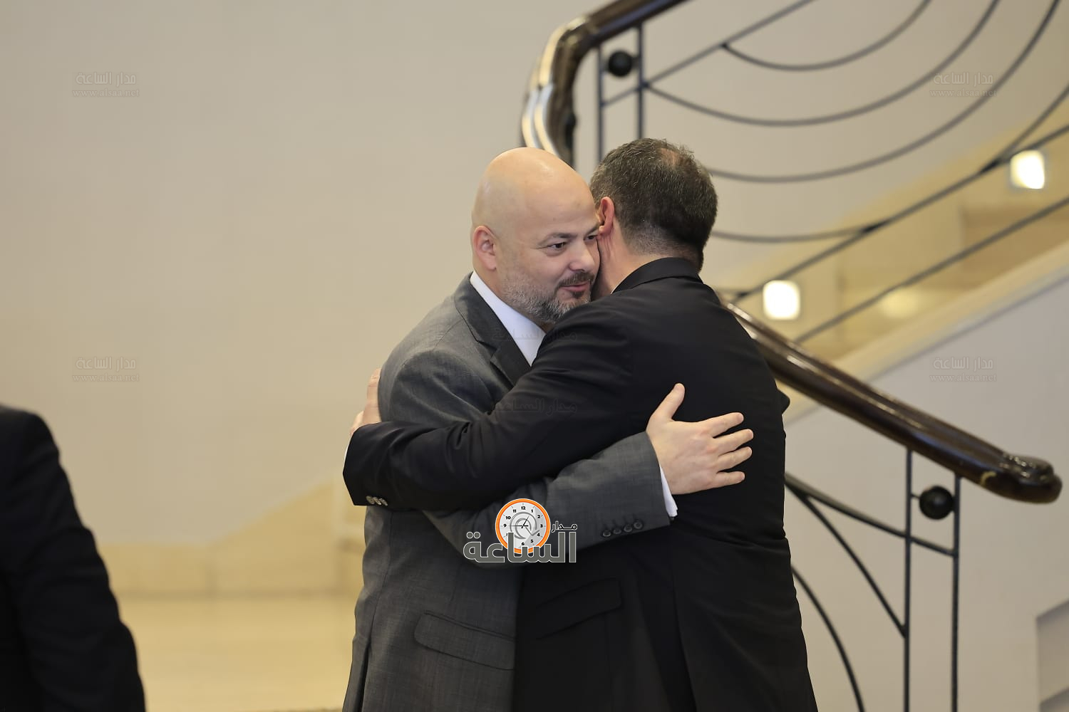 Madar Al-Saa Images 0.9929203967787975