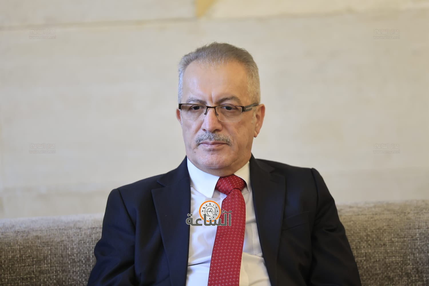 Madar Al-Saa Images 0.5235174621313666