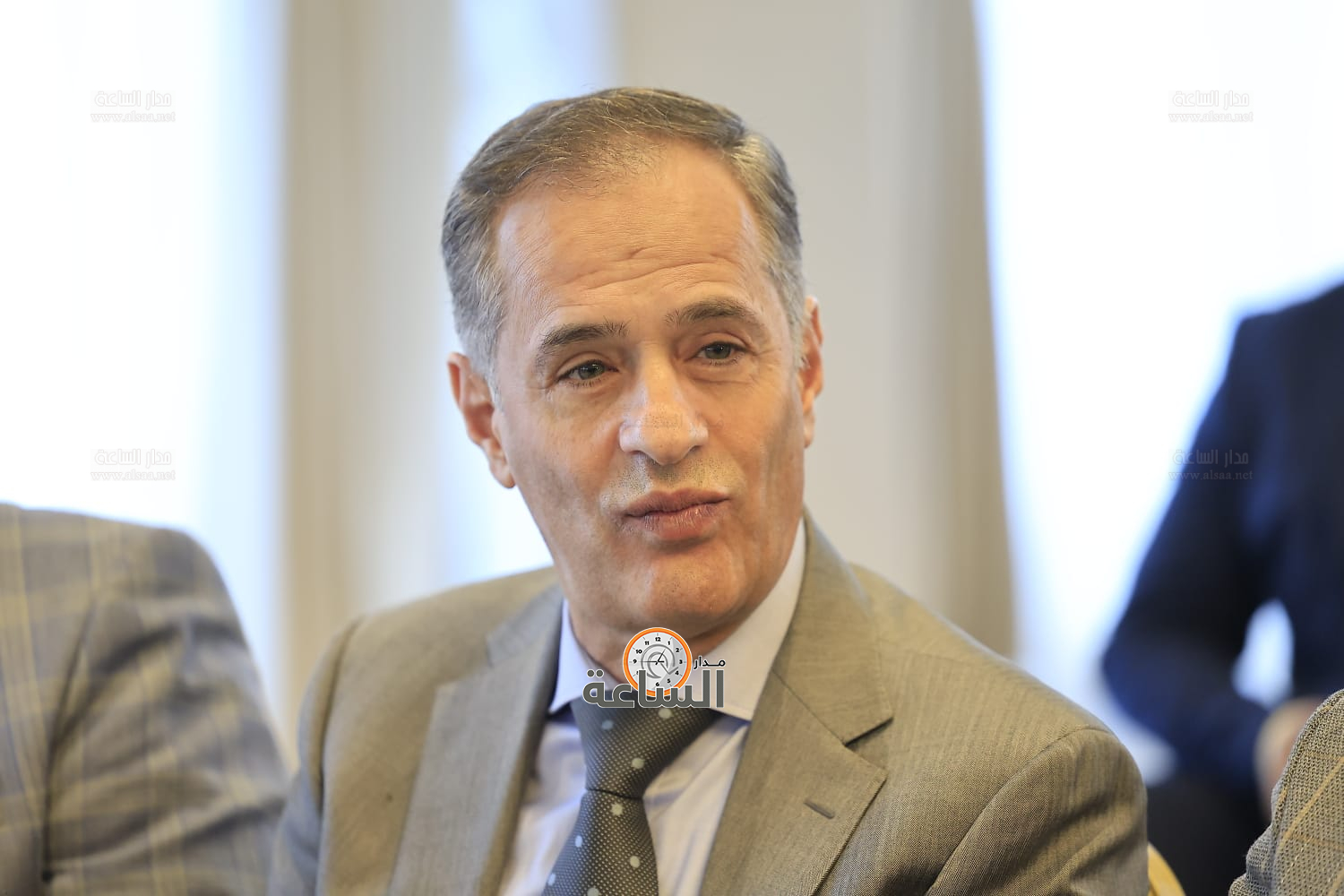 Madar Al-Saa Images 0.8559978727572154