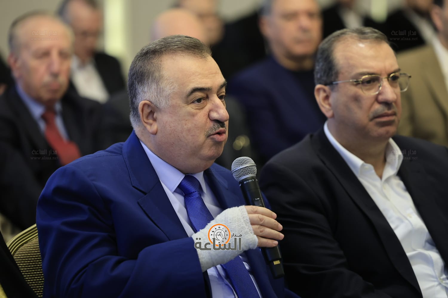 Madar Al-Saa Images 0.2354832290693637