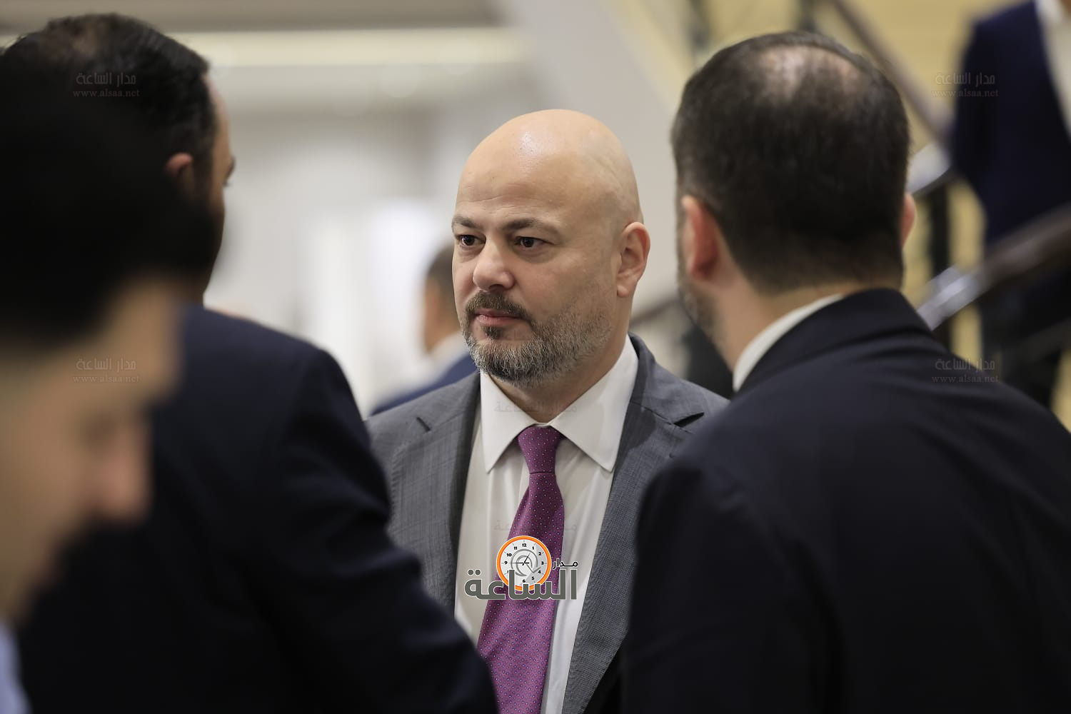 Madar Al-Saa Images 0.5086159239892567