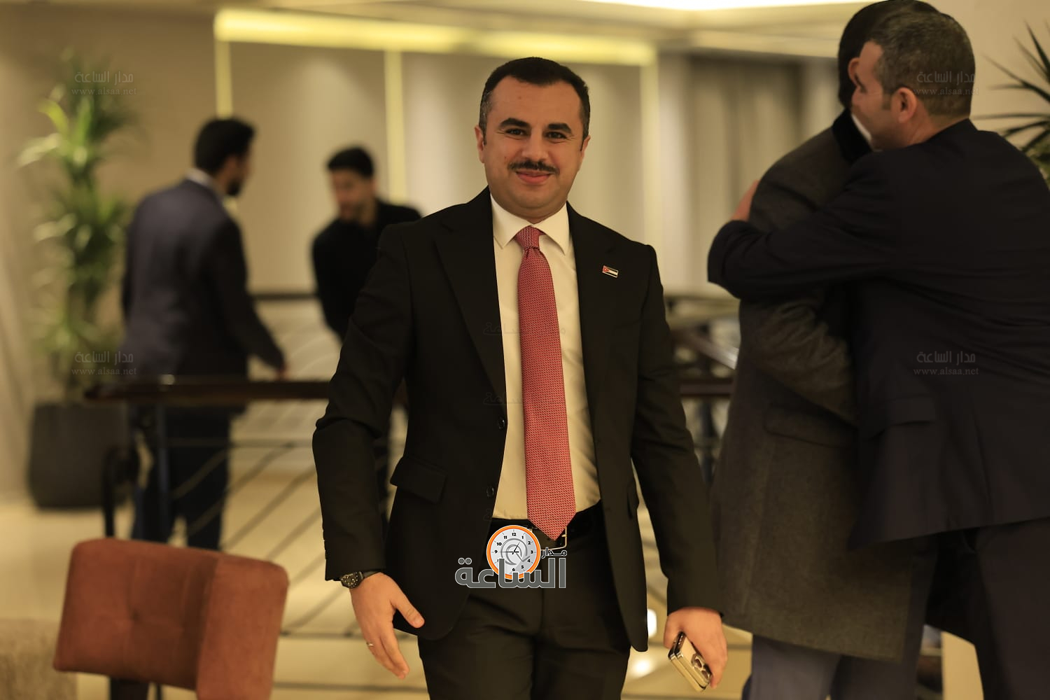 Madar Al-Saa Images 0.7204663562918513