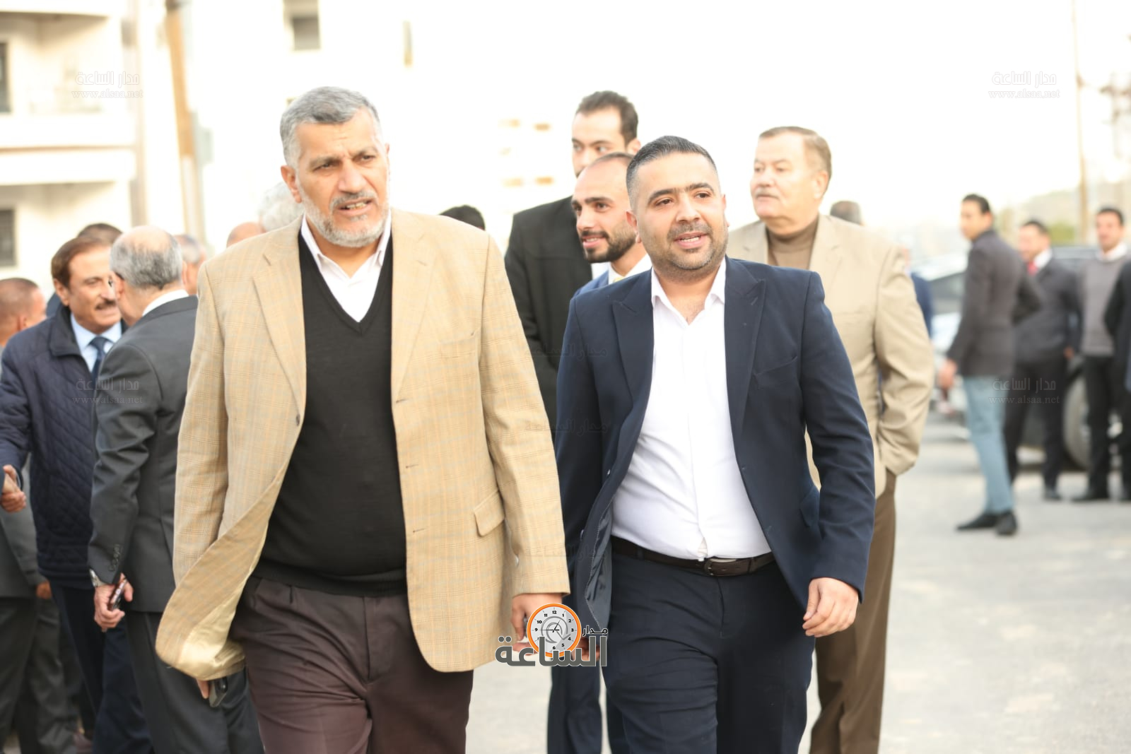 Madar Al-Saa Images 0.8823371393307117