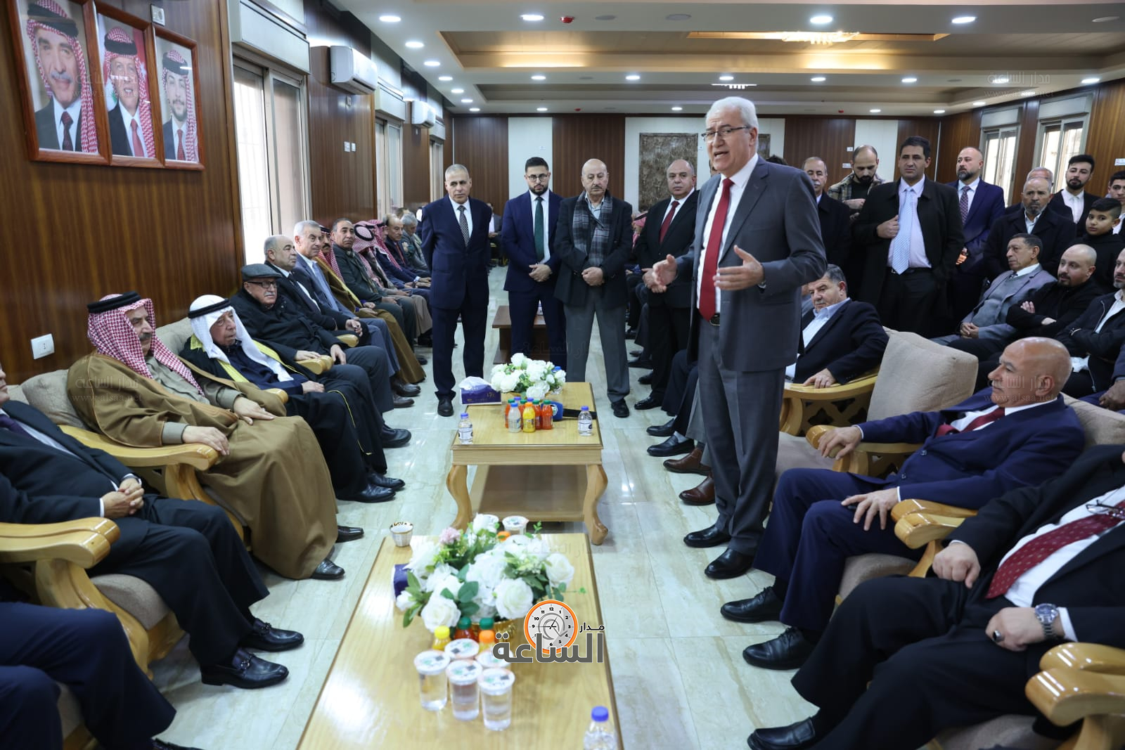 Madar Al-Saa Images 0.21672240637162188