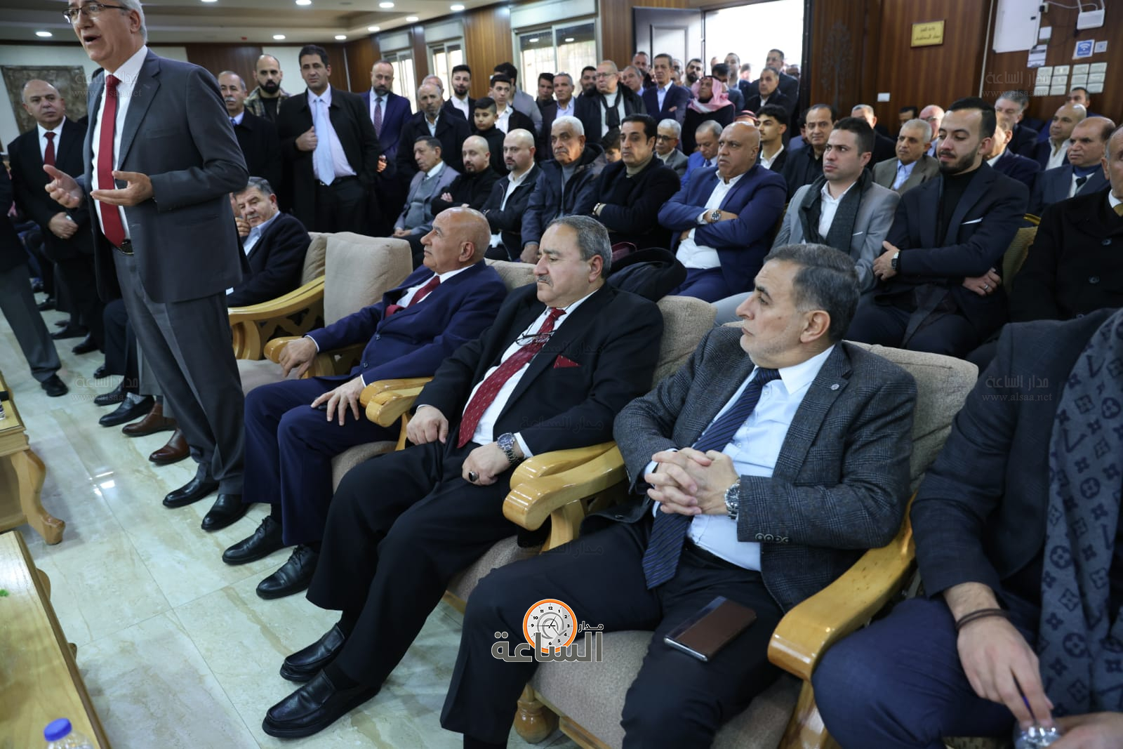 Madar Al-Saa Images 0.5599522078852244