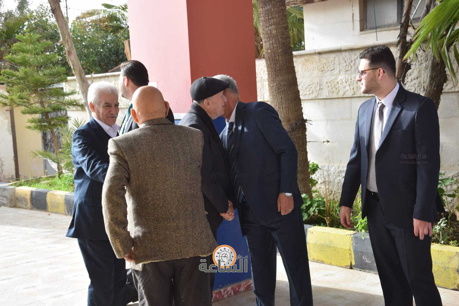 Madar Al-Saa Images 0.047955280633215636