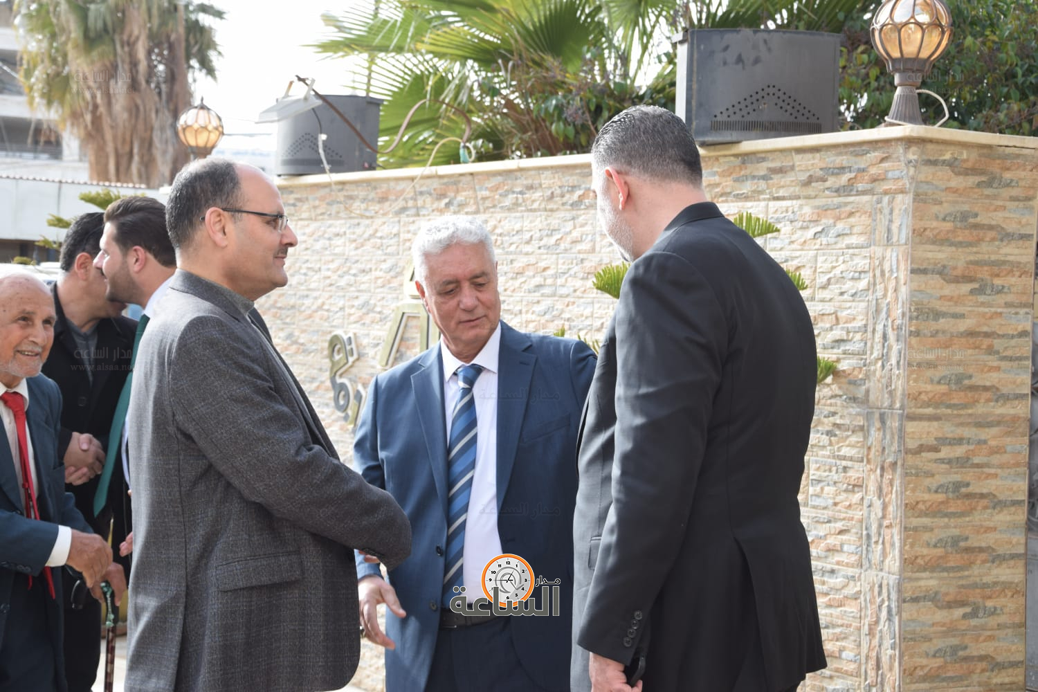 Madar Al-Saa Images 0.5897381230817941