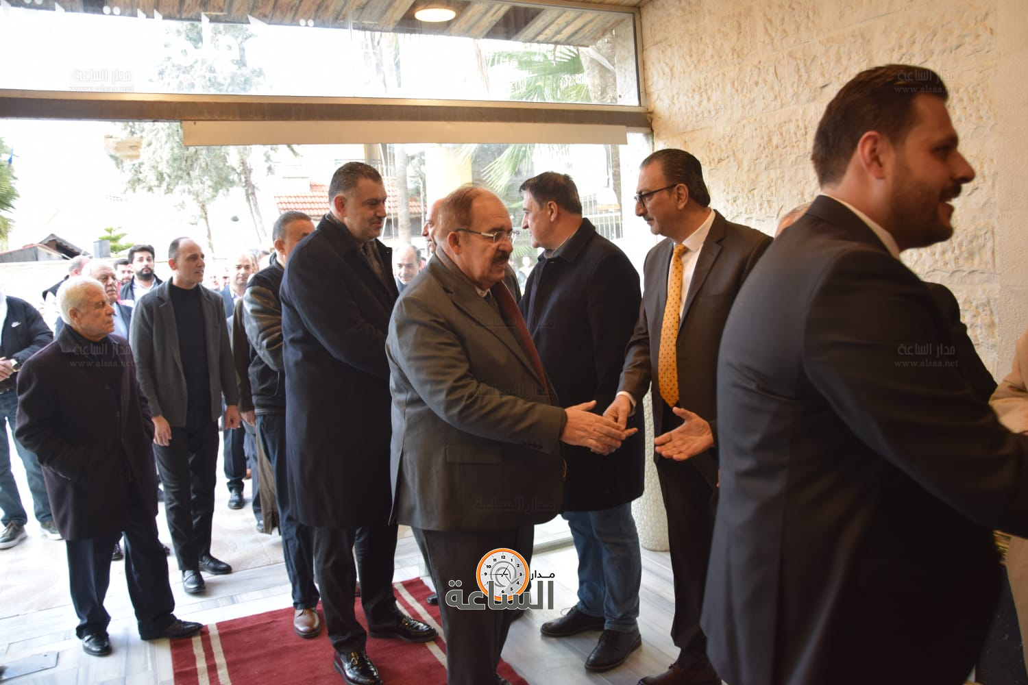 Madar Al-Saa Images 0.4146675521897478