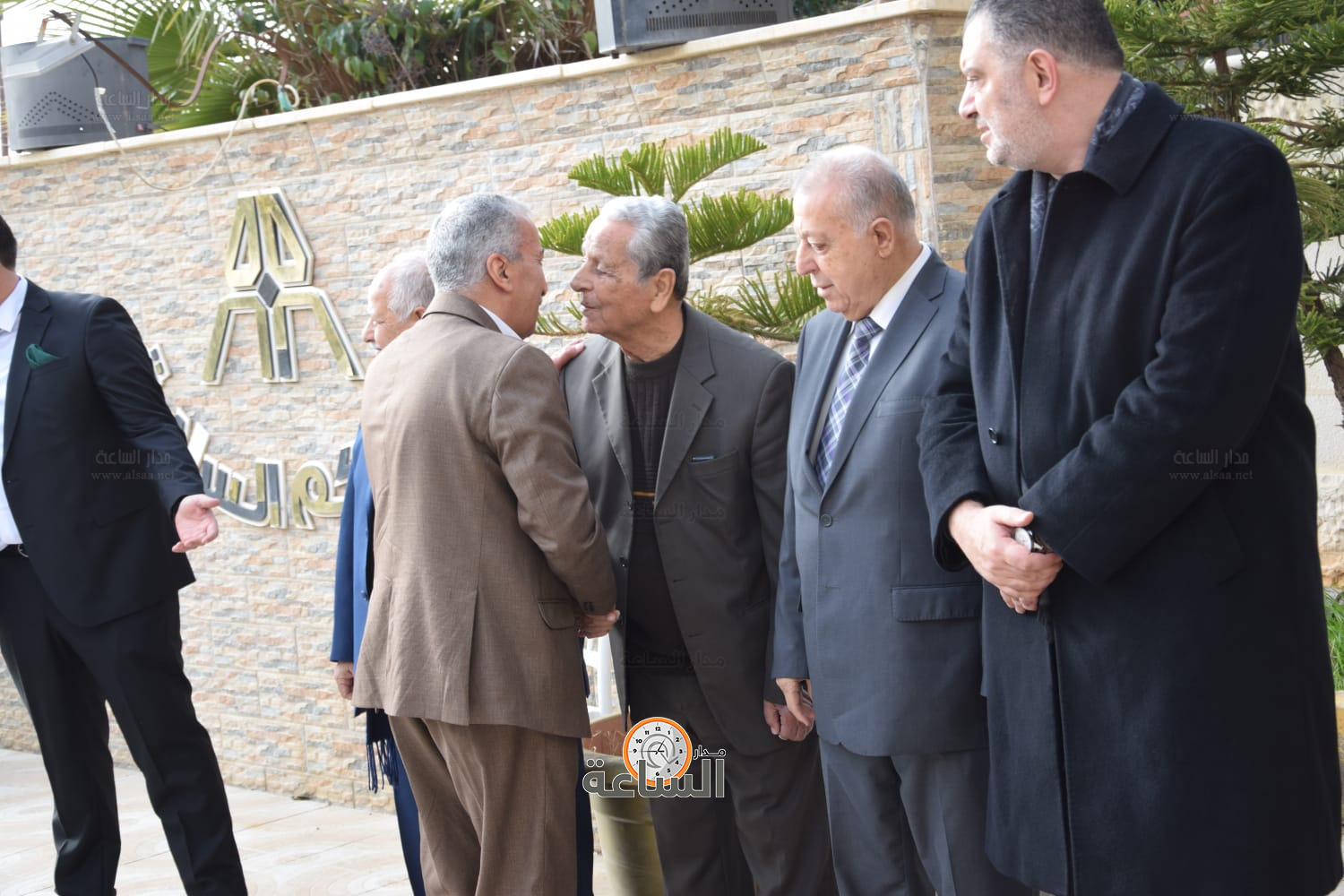 Madar Al-Saa Images 0.5672489768033719