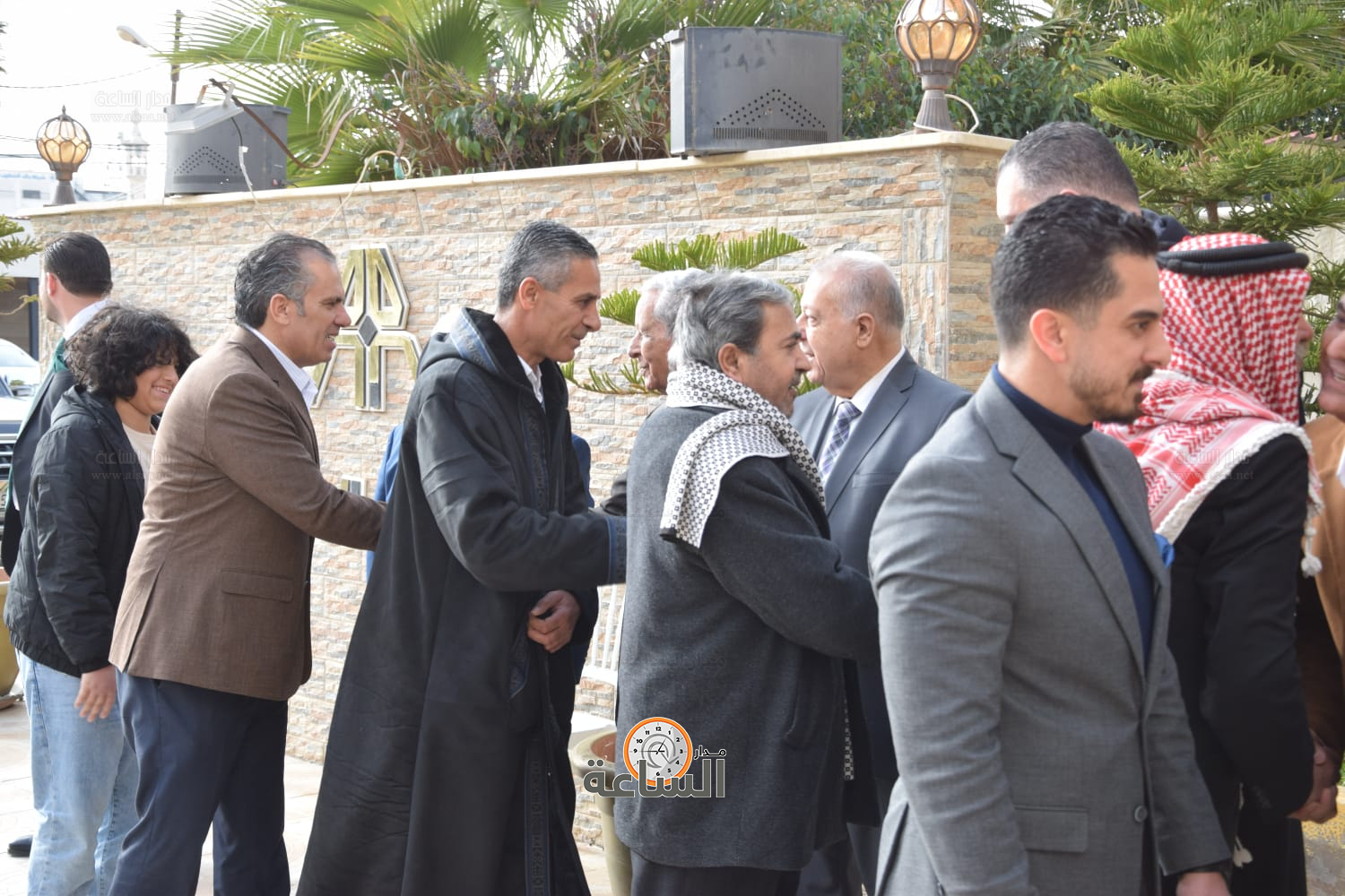 Madar Al-Saa Images 0.02420050178458144