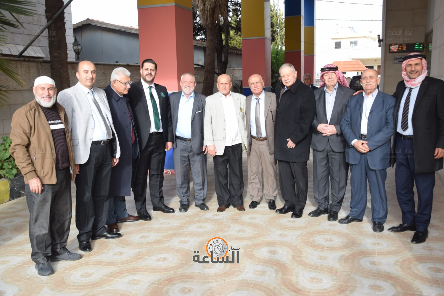 Madar Al-Saa Images 0.5175620654375416