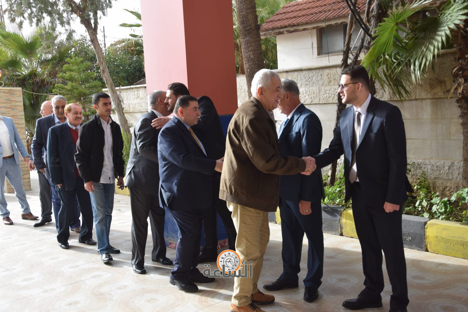 Madar Al-Saa Images 0.14063359304870082