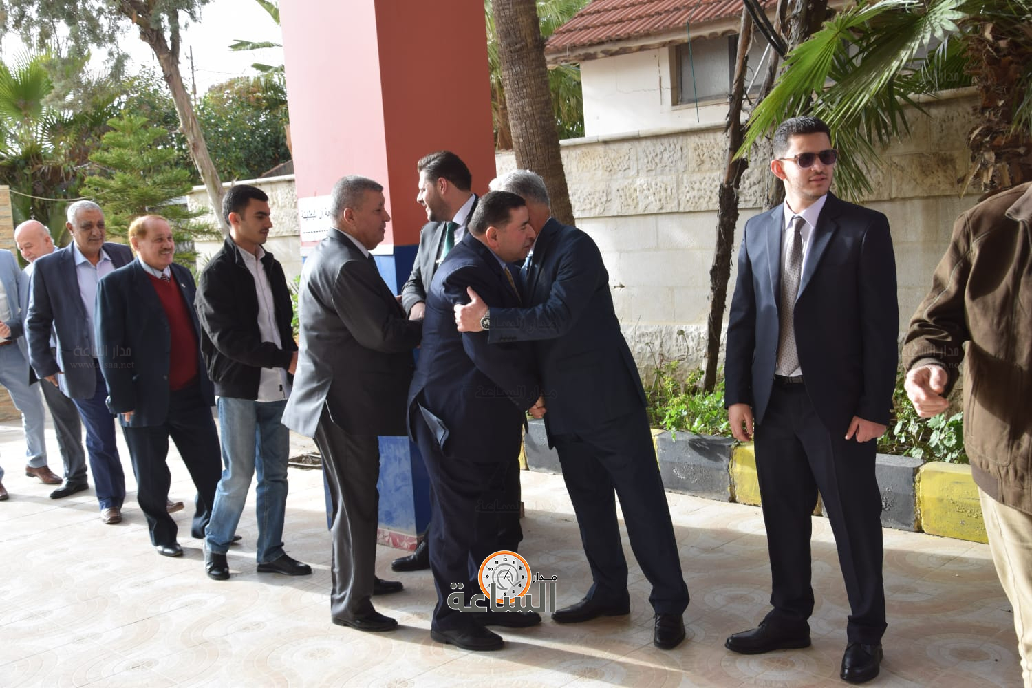 Madar Al-Saa Images 0.40137906292087533