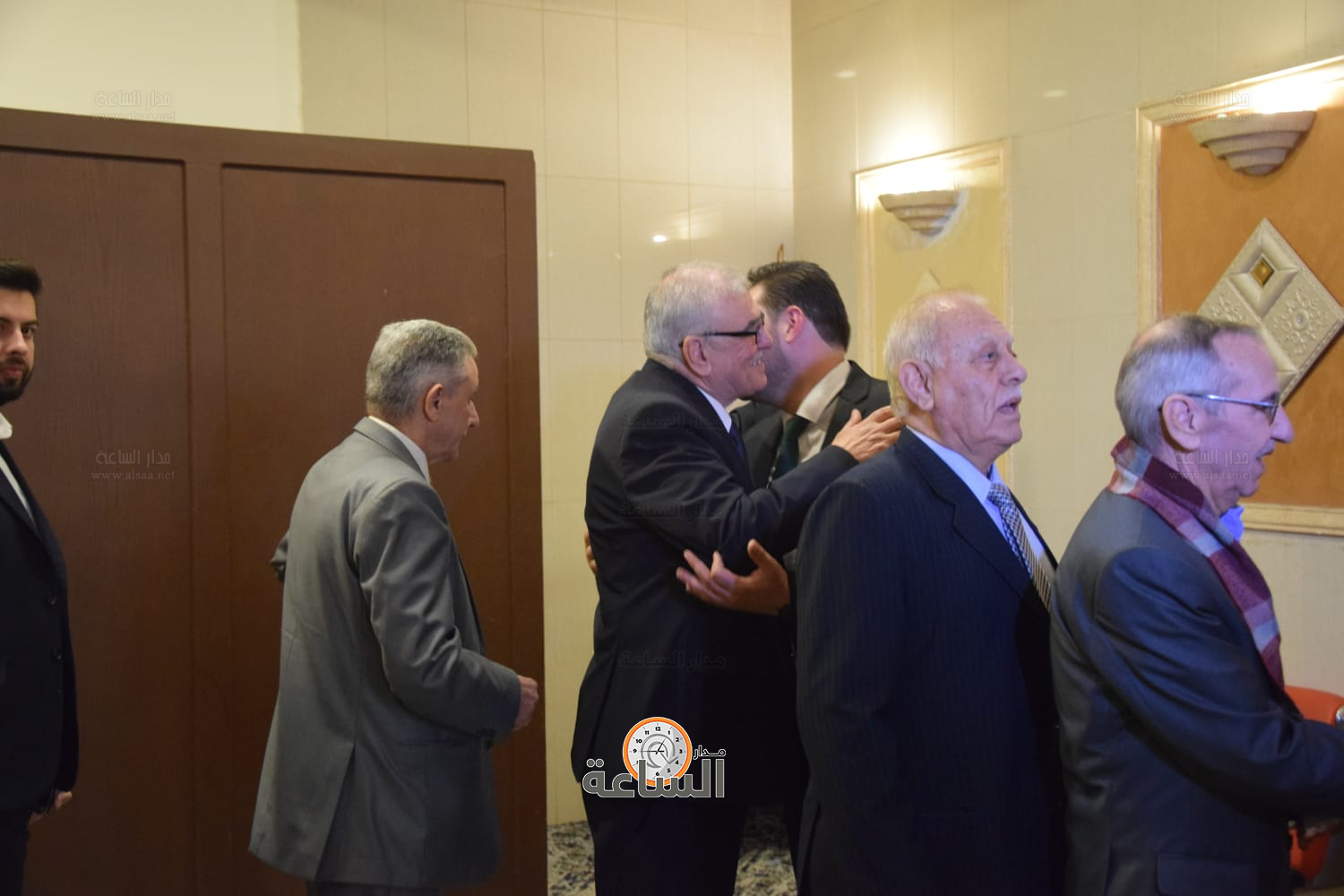 Madar Al-Saa Images 0.21544288824827607