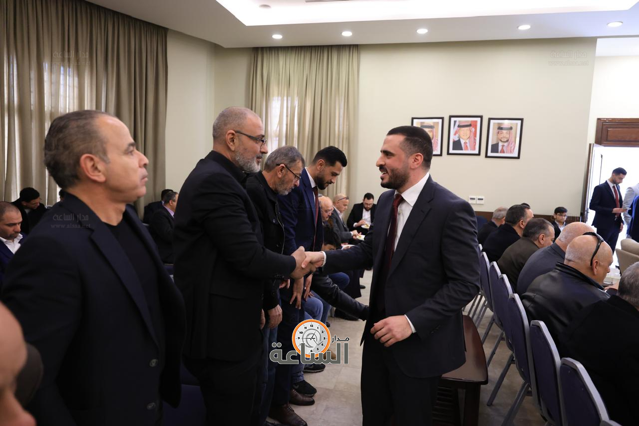 Madar Al-Saa Images 0.8336457259267362