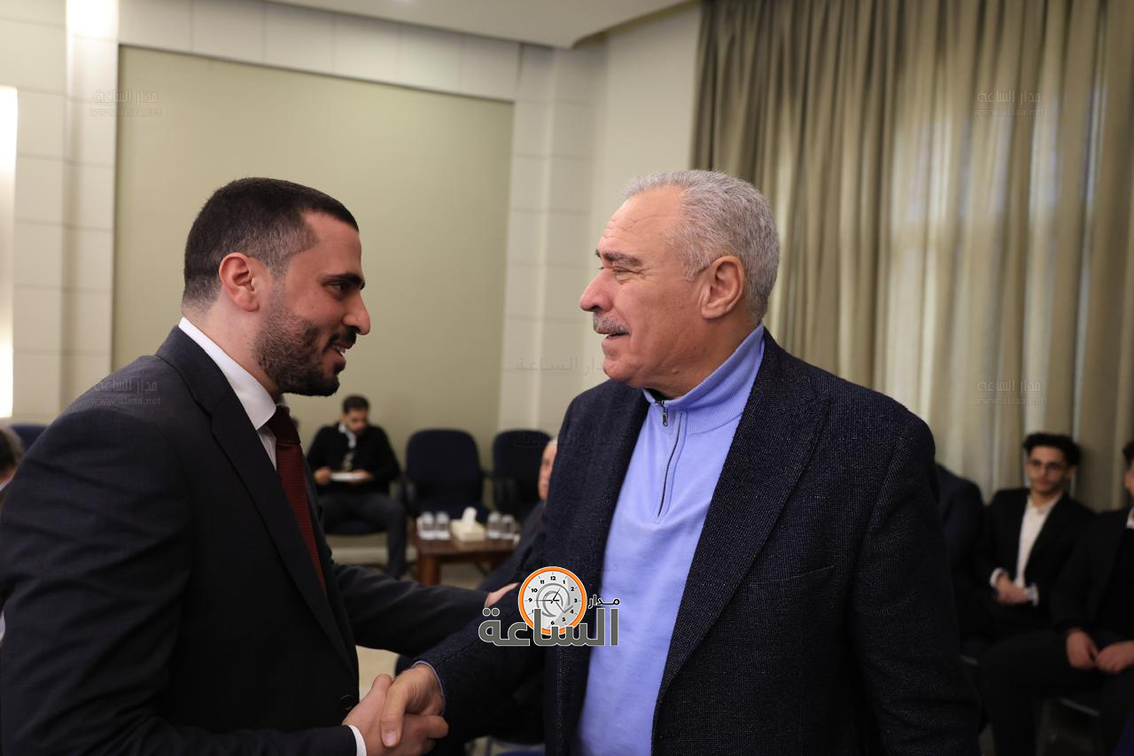 Madar Al-Saa Images 0.4761101670362924