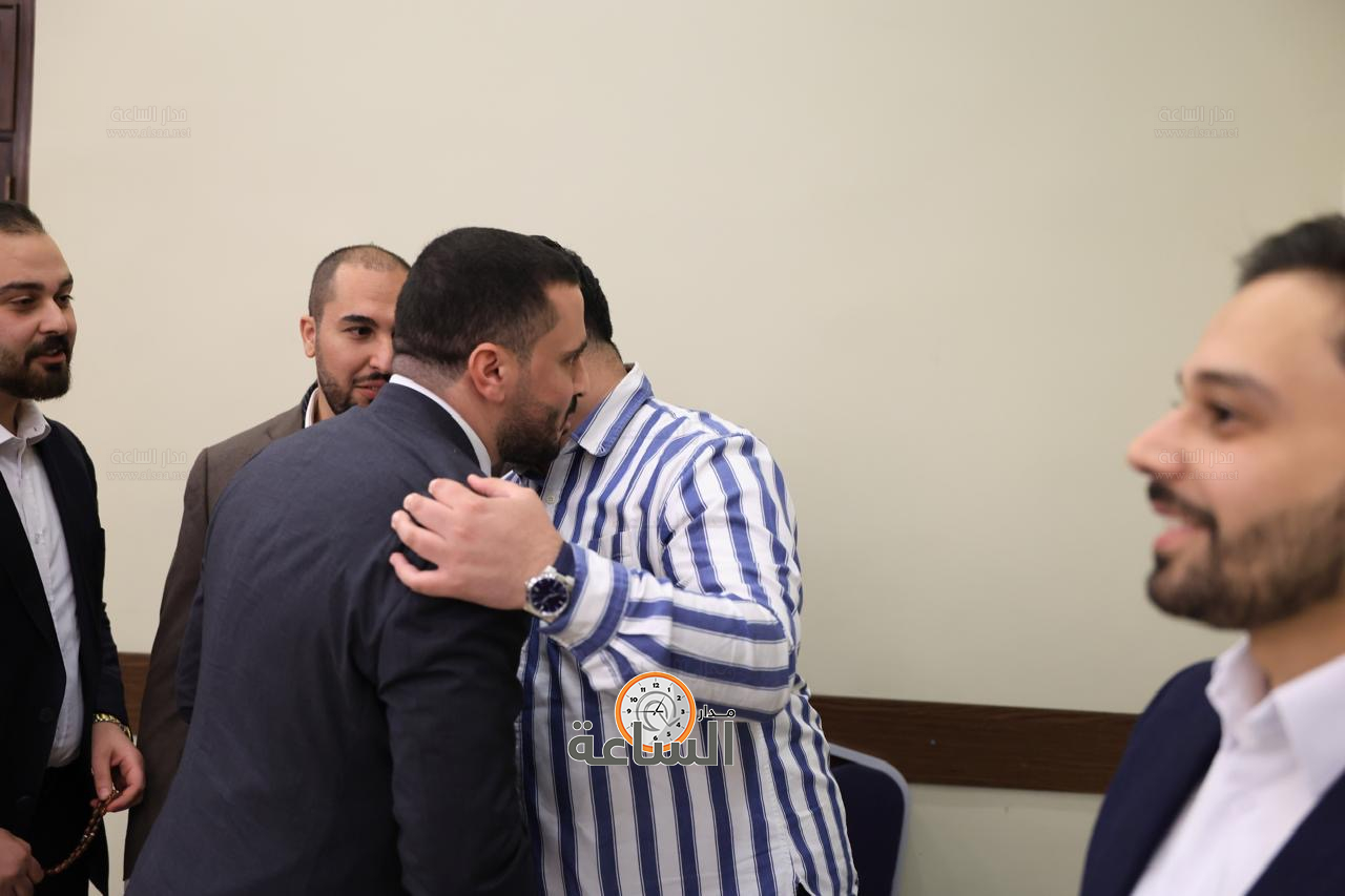 Madar Al-Saa Images 0.908771014151006