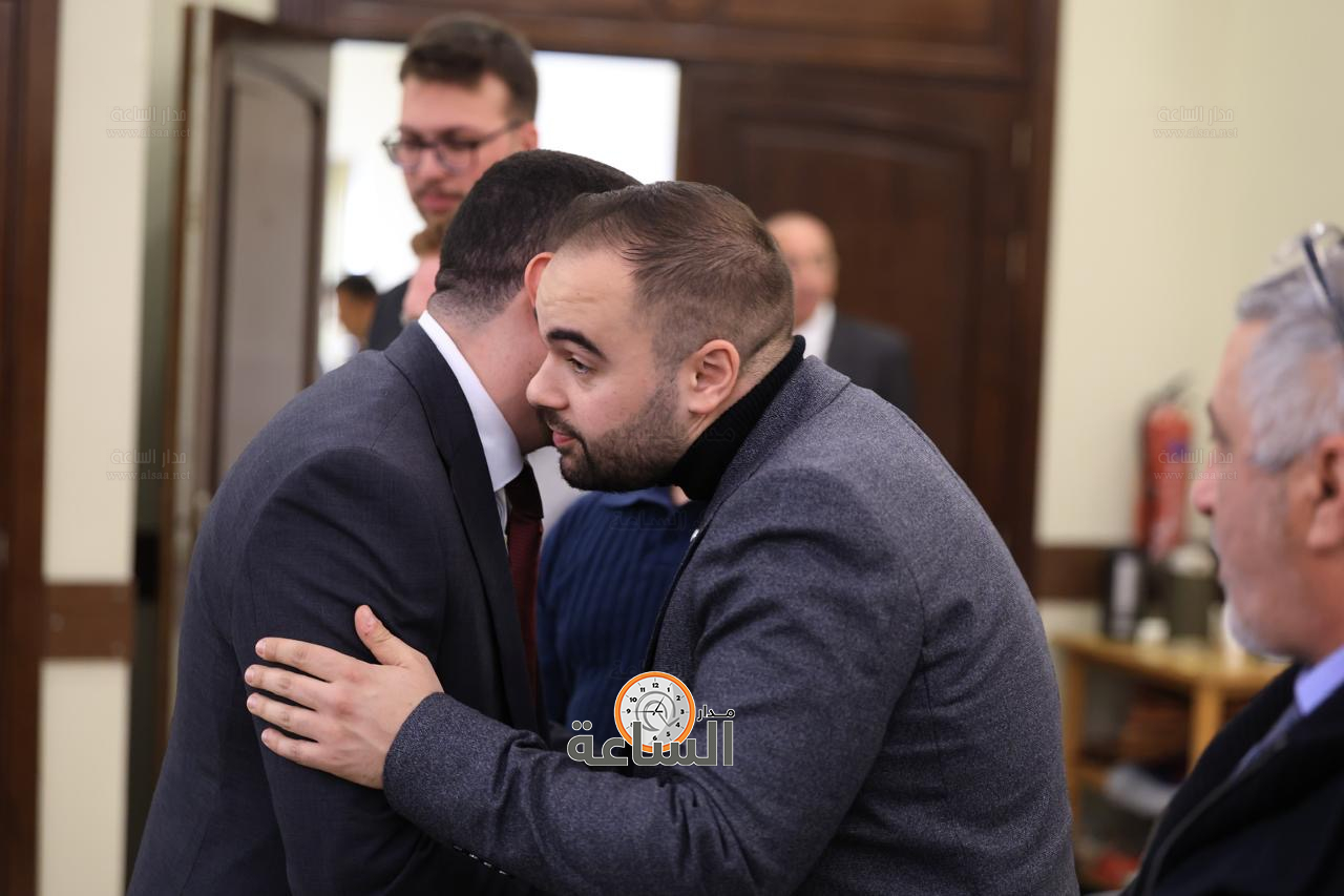 Madar Al-Saa Images 0.9525074324723253