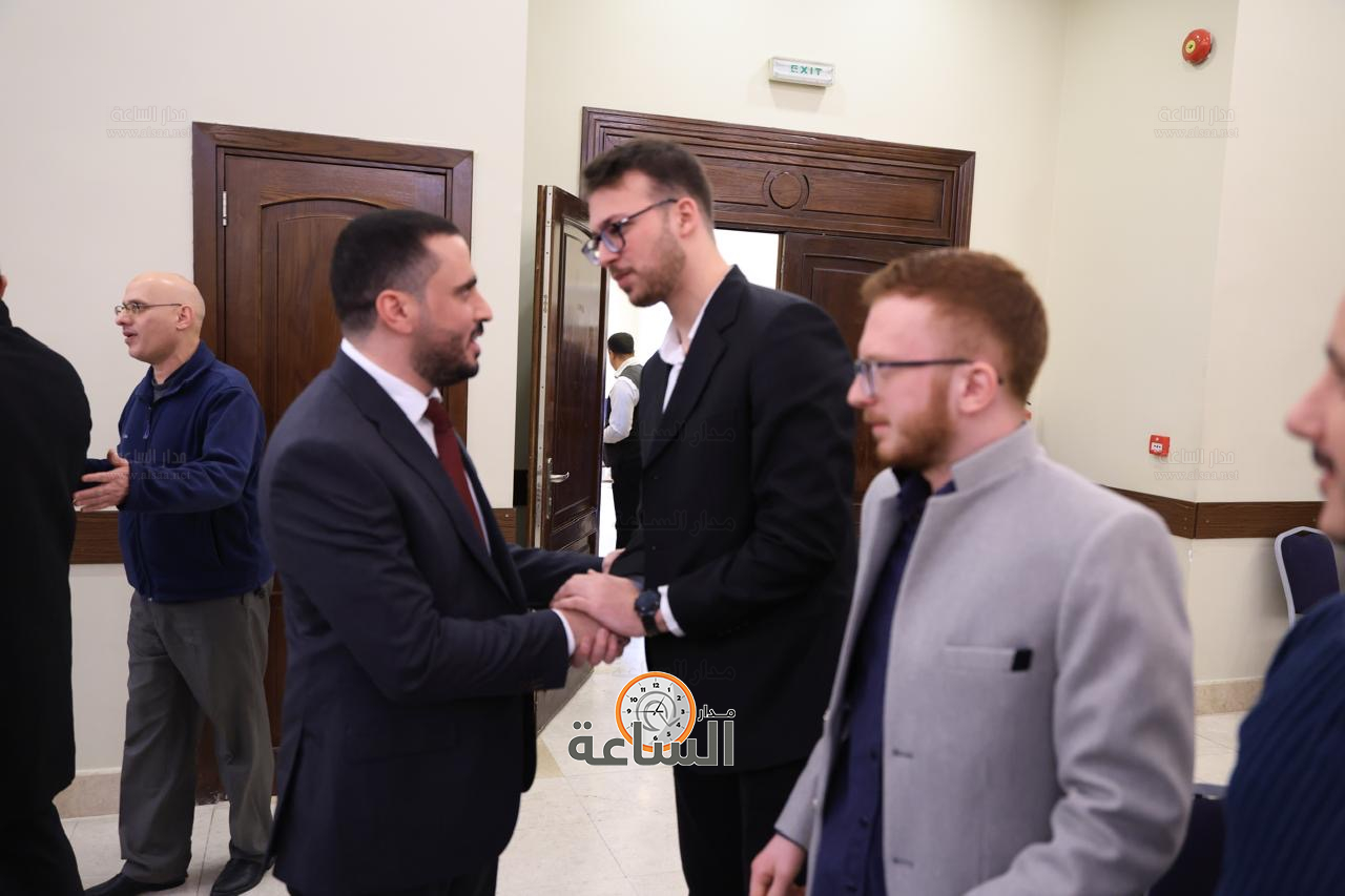 Madar Al-Saa Images 0.32150776516789425