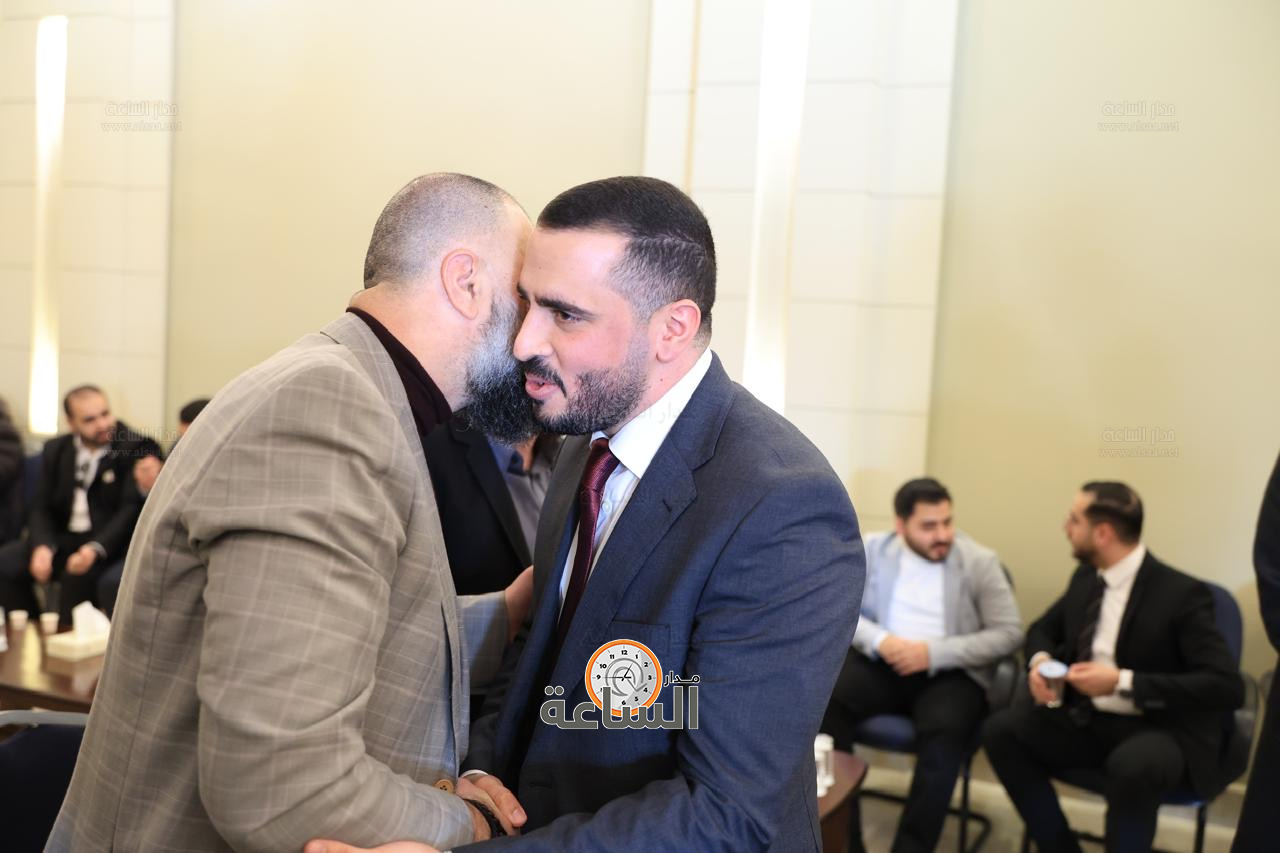 Madar Al-Saa Images 0.32841783918438205