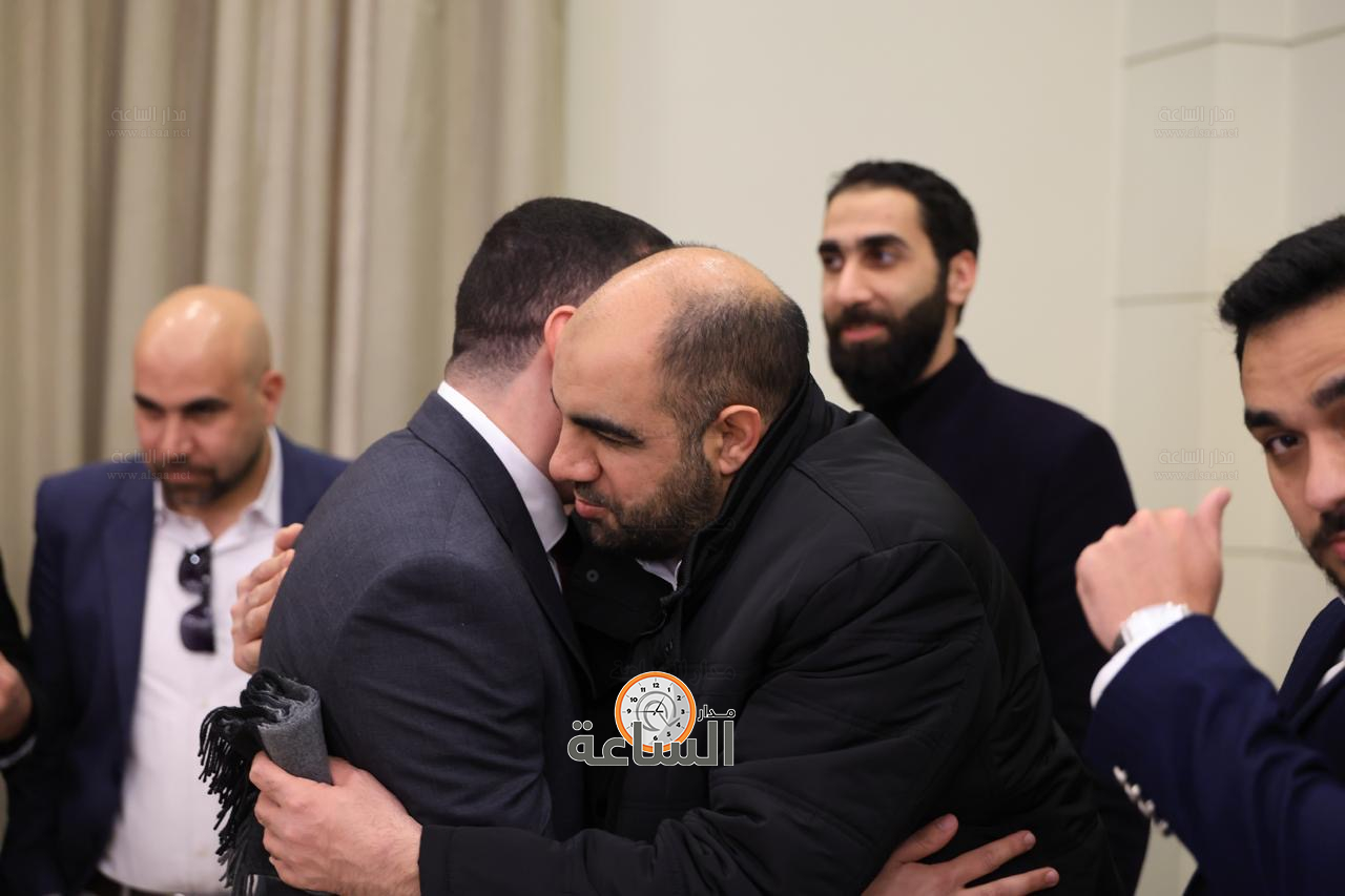 Madar Al-Saa Images 0.9984351318297644