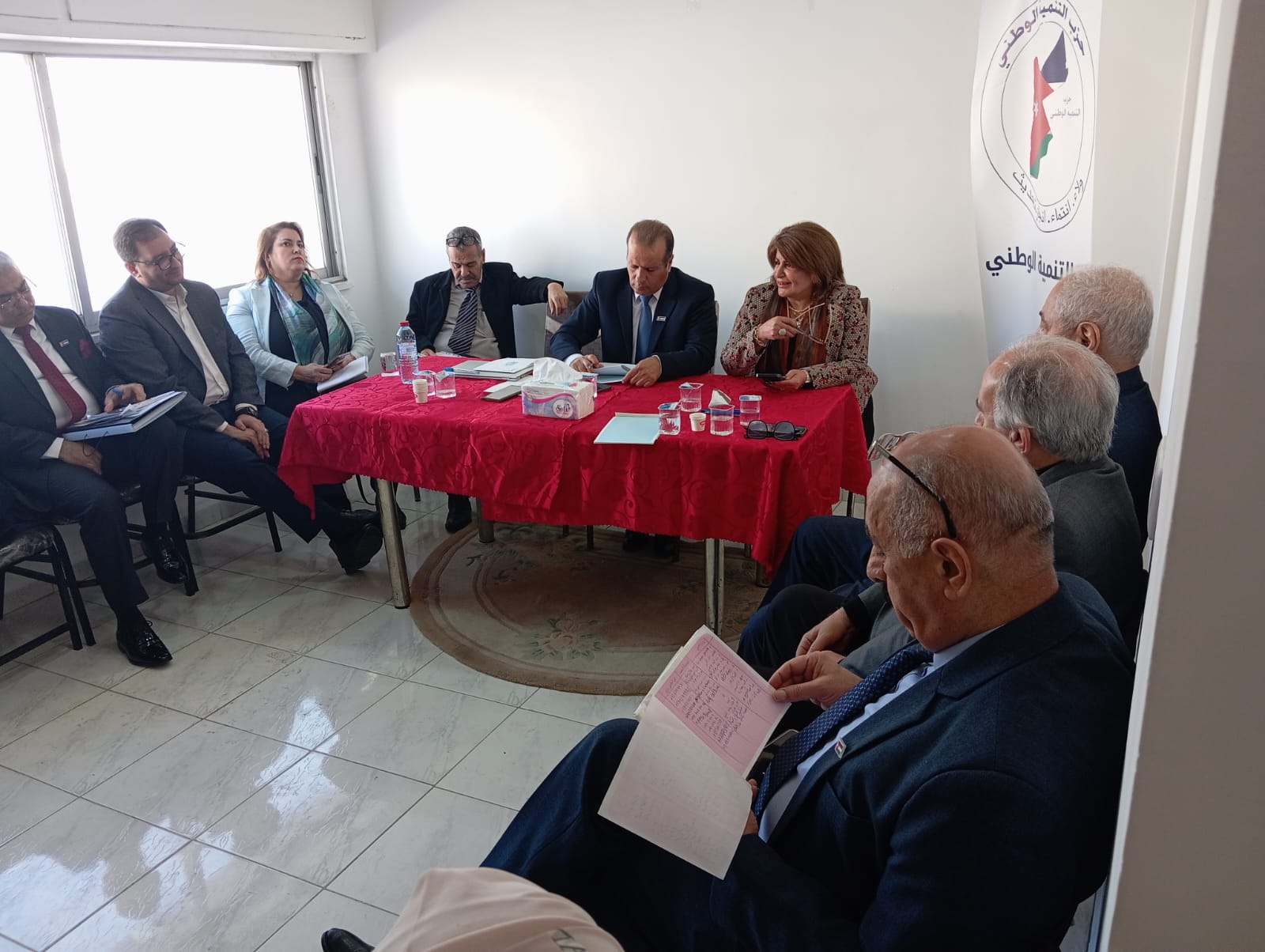 Madar Al-Saa Images 0.23019160386637438