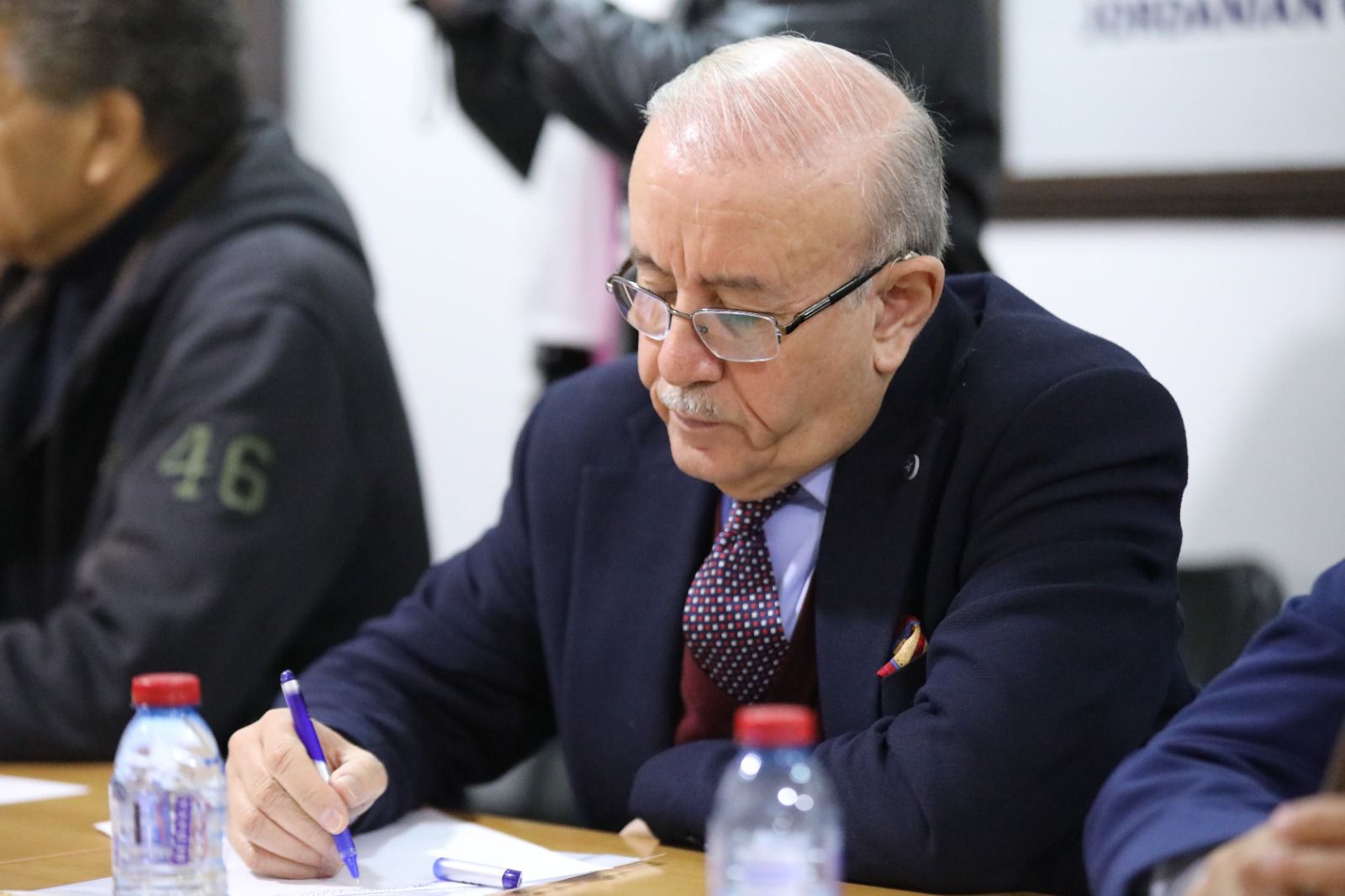 Madar Al-Saa Images 0.43625758592148556