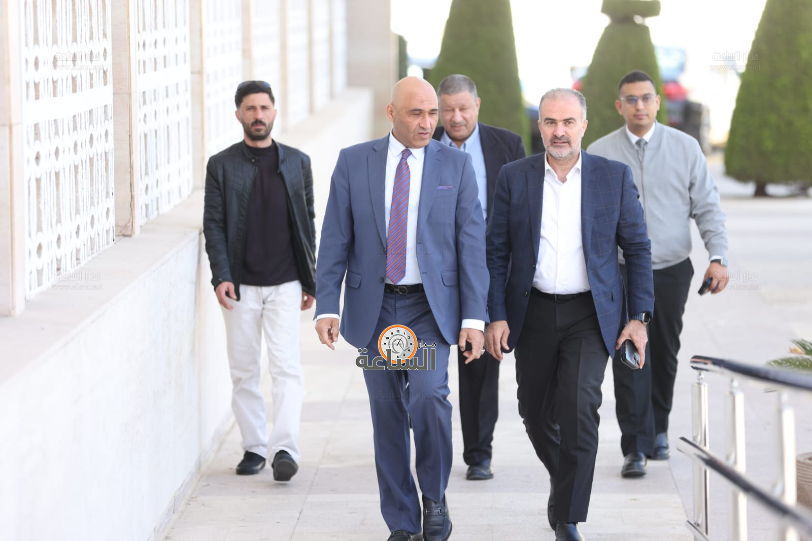 Madar Al-Saa Images 0.9257404653722832