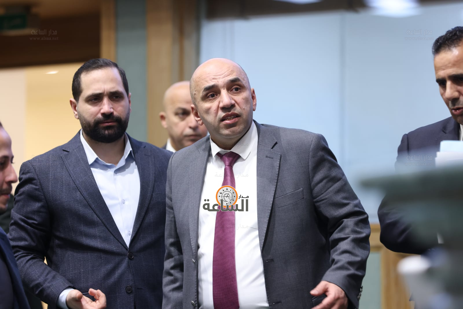 Madar Al-Saa Images 0.9101984088269396