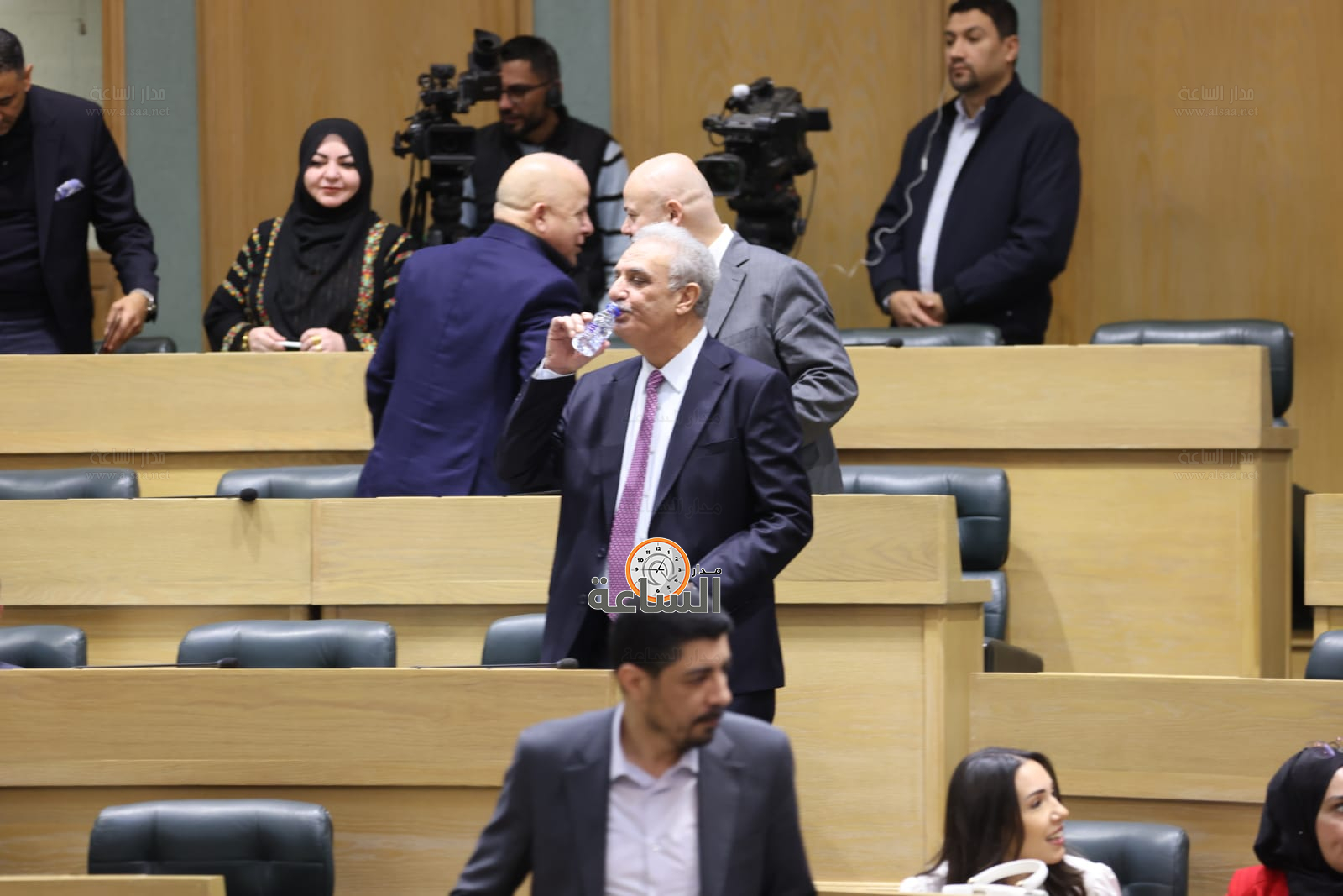 Madar Al-Saa Images 0.7280044580905213