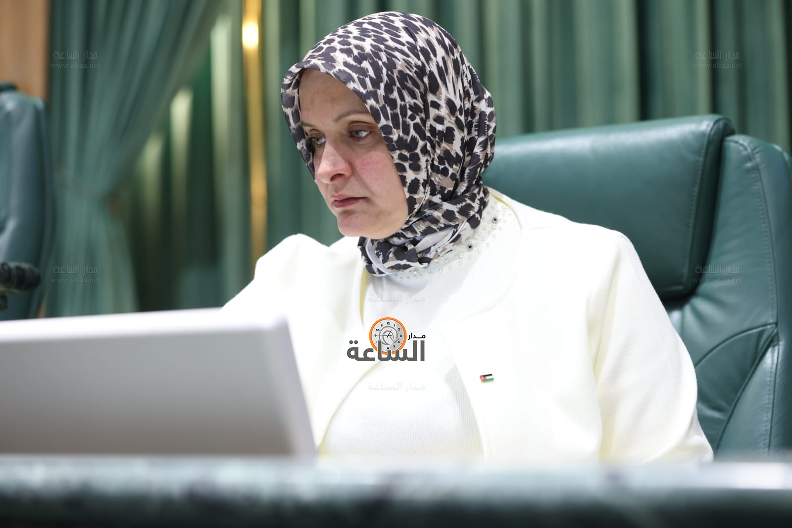 Madar Al-Saa Images 0.541689338963643