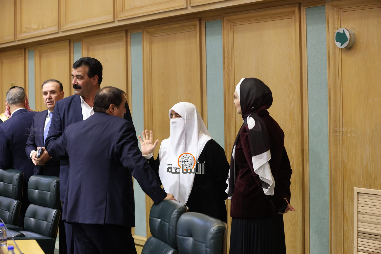 Madar Al-Saa Images 0.38746131972804765