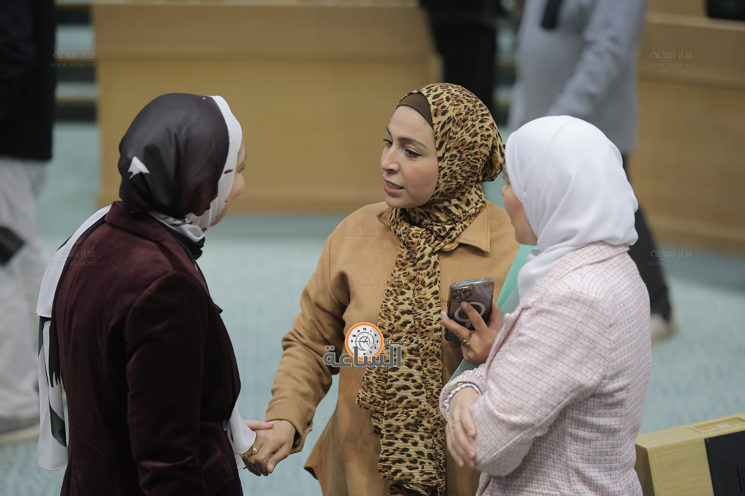 Madar Al-Saa Images 0.45706399141409837