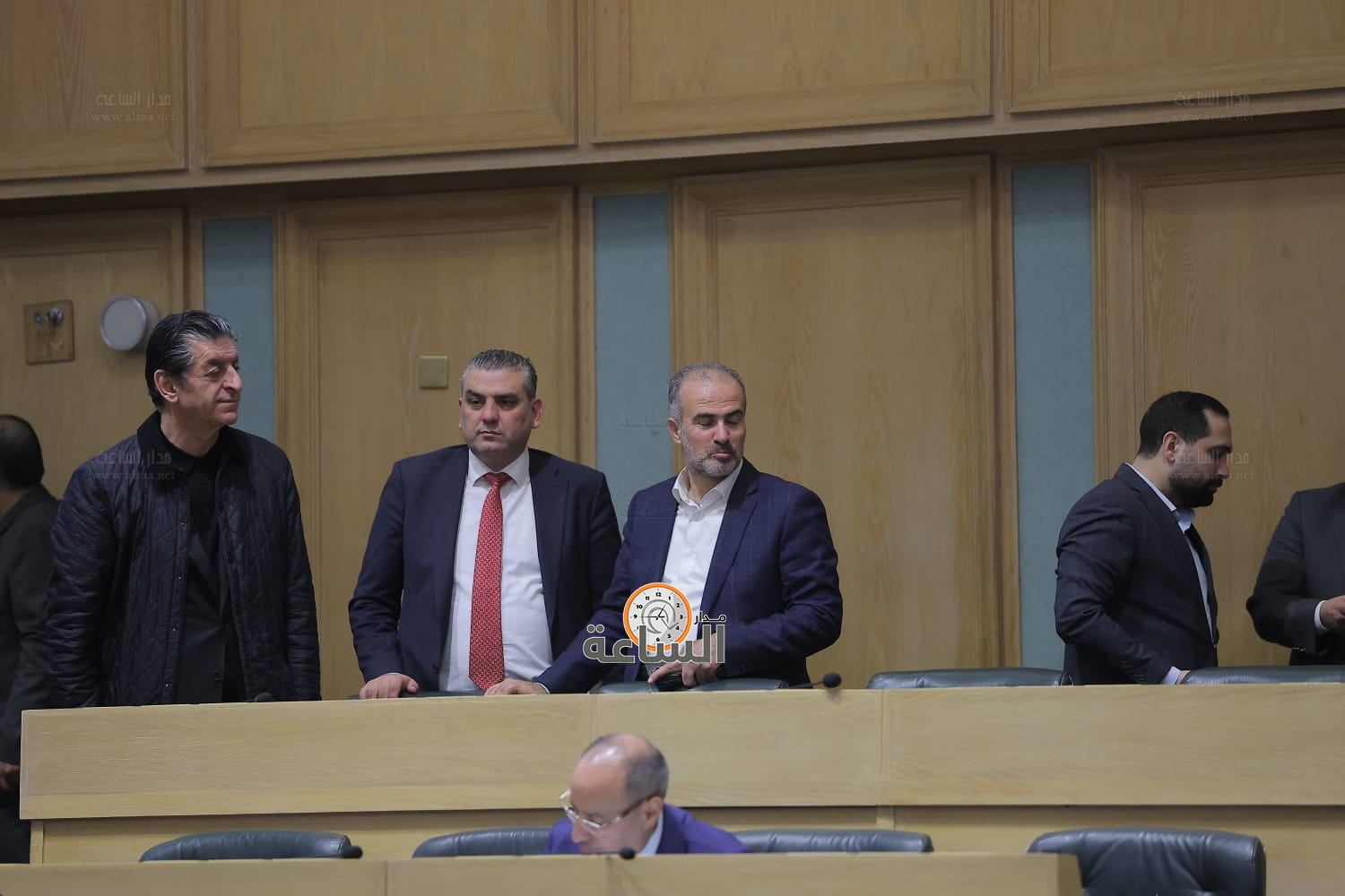 Madar Al-Saa Images 0.19100623406599604