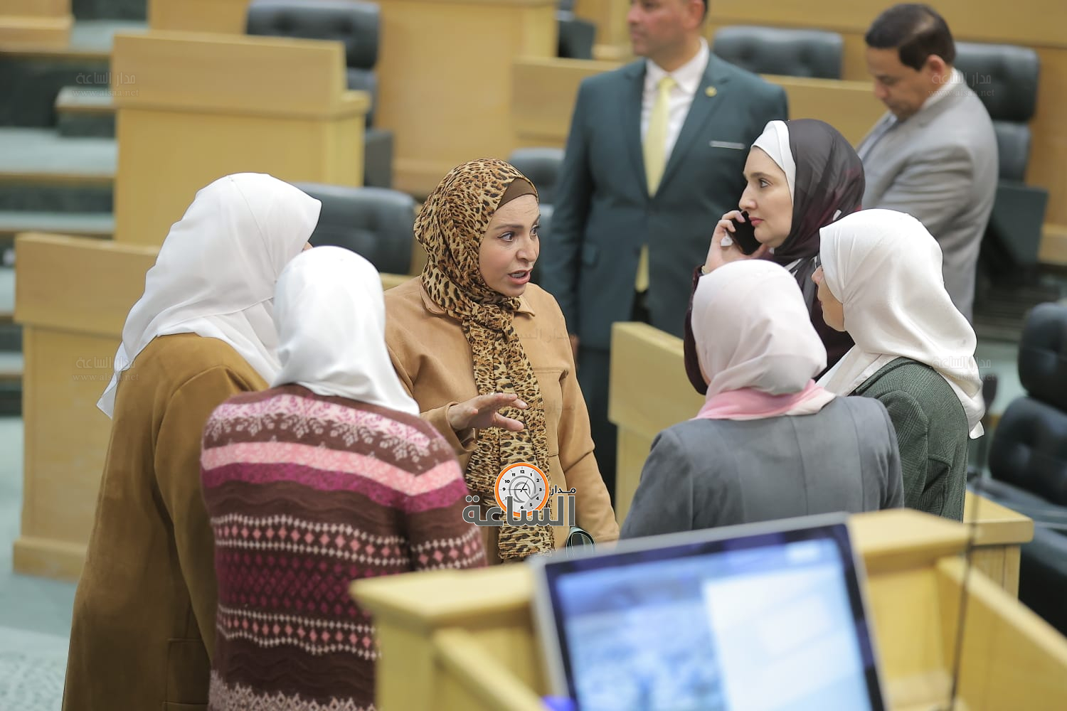 Madar Al-Saa Images 0.6062606956725118