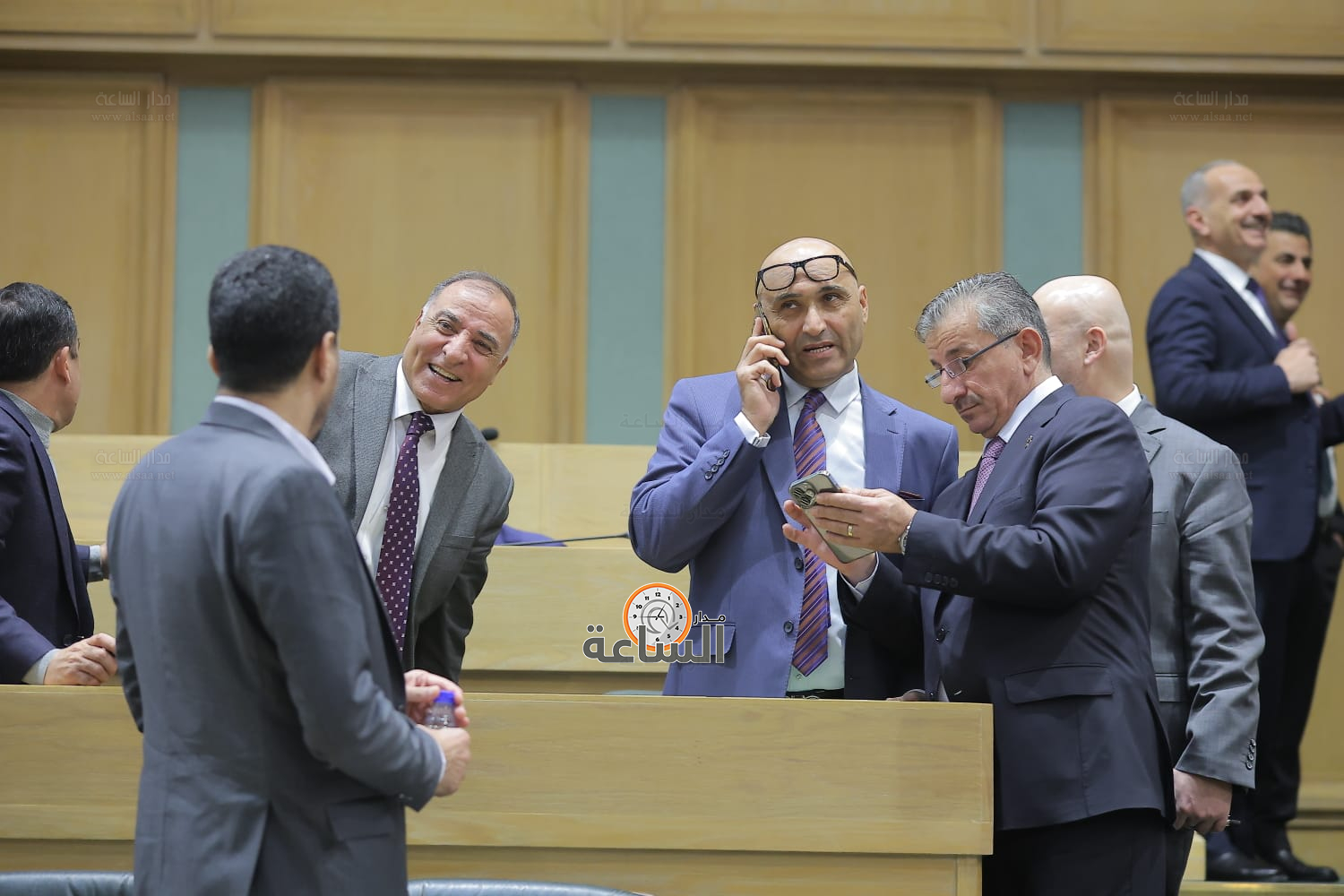 Madar Al-Saa Images 0.6783947674805854