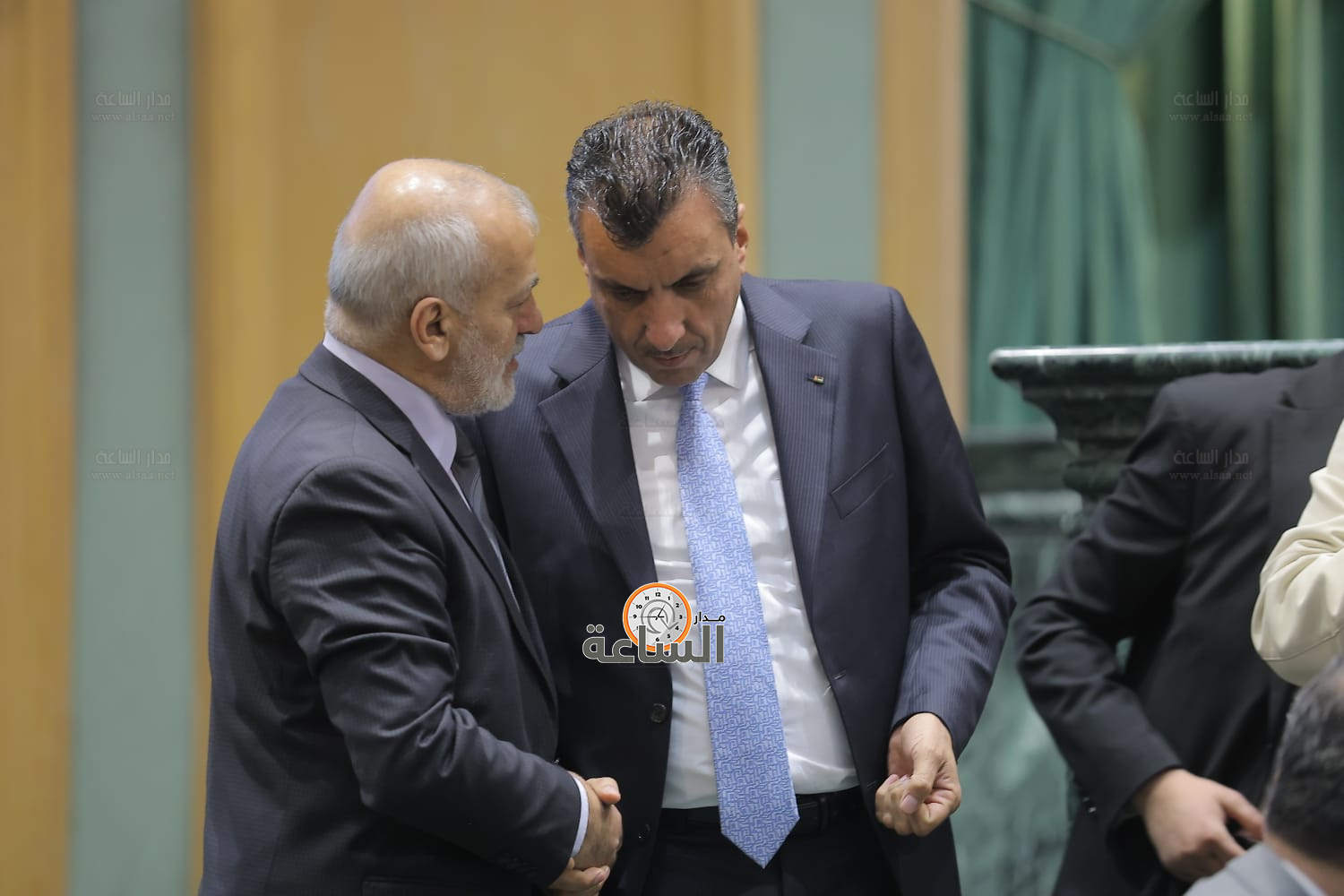 Madar Al-Saa Images 0.20158427494076792