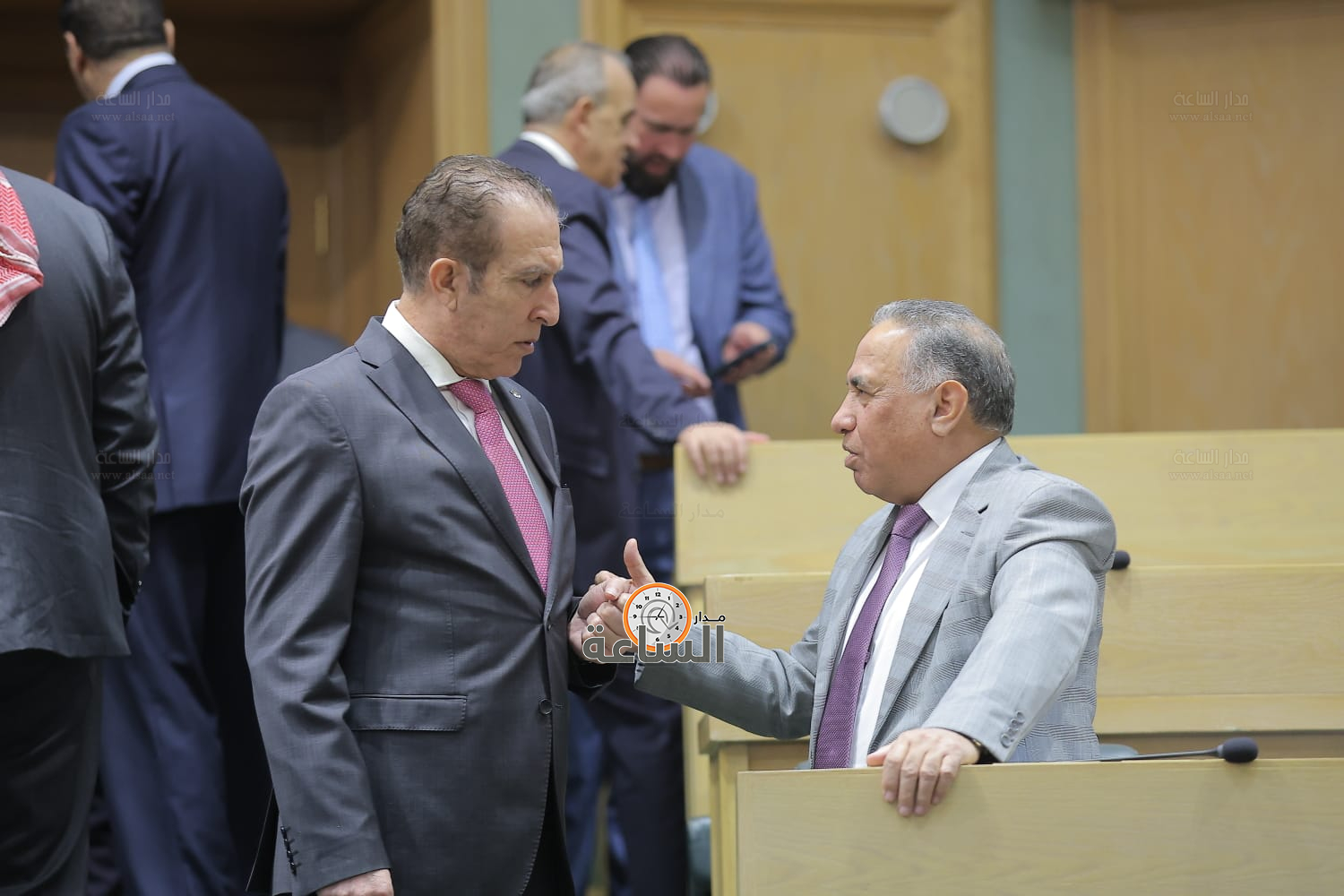 Madar Al-Saa Images 0.5202891724195523