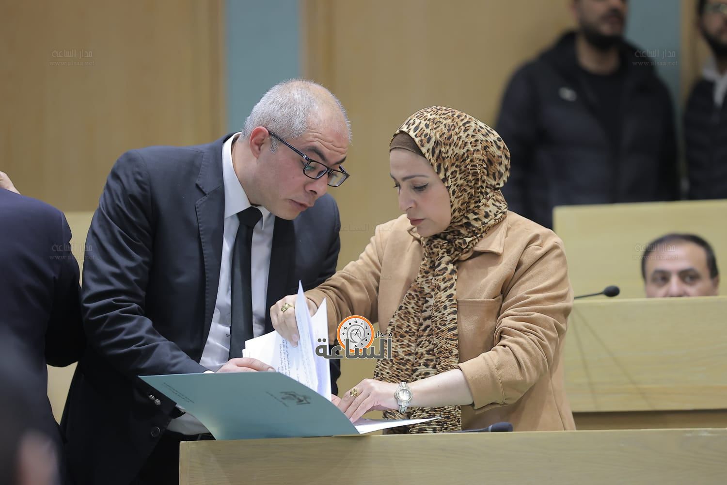 Madar Al-Saa Images 0.7392394298617502