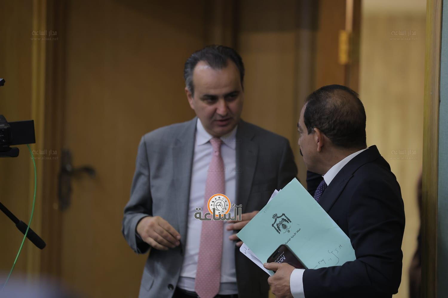 Madar Al-Saa Images 0.048153654267773405