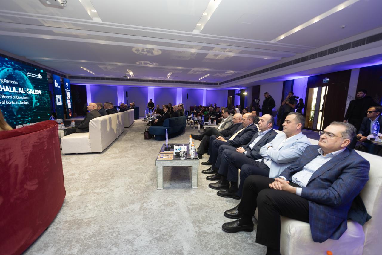 Madar Al-Saa Images 0.12634792475193657