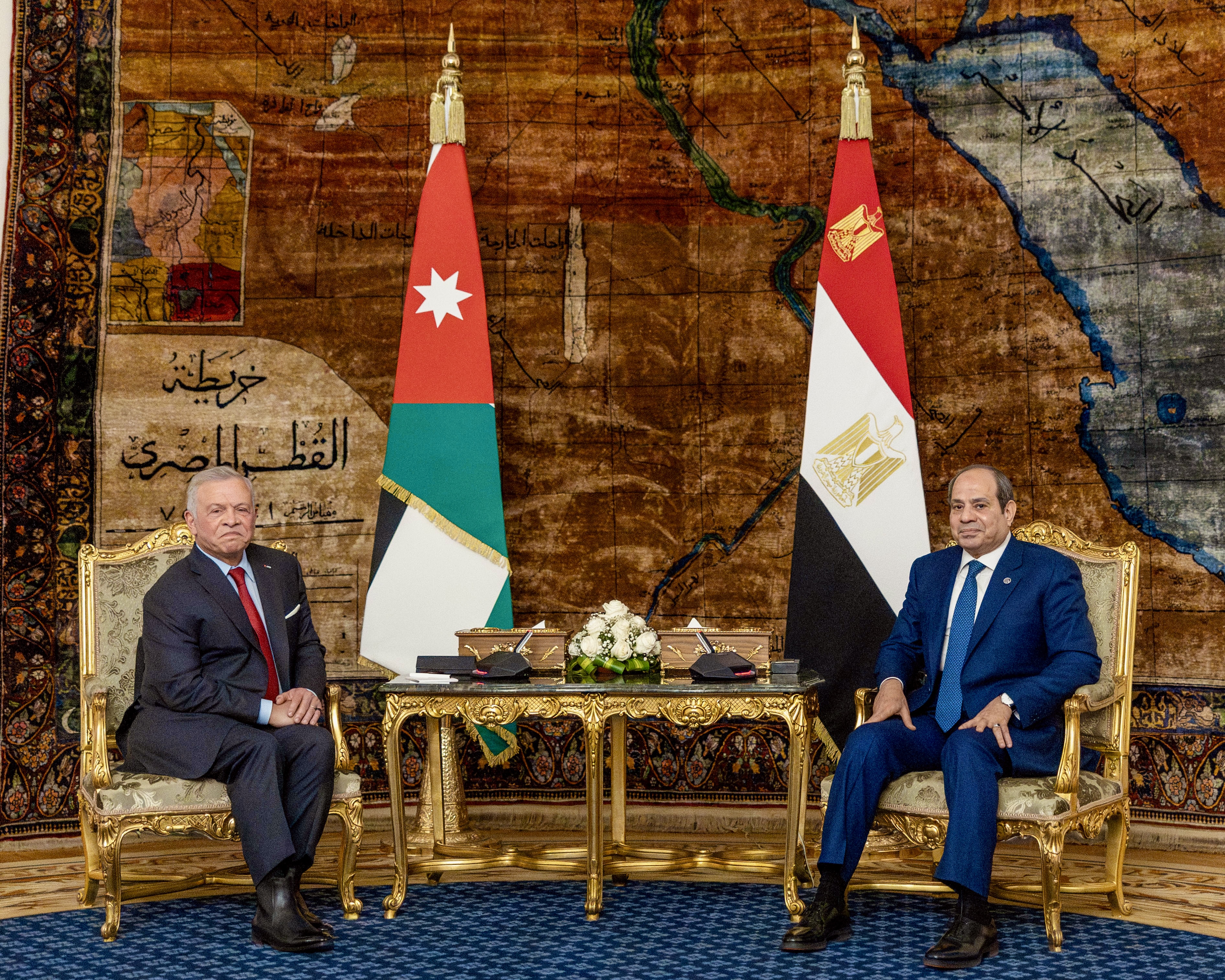 Madar Al-Saa Images 0.7945354115978246