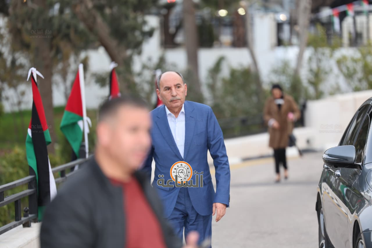 Madar Al-Saa Images 0.04646526003712248